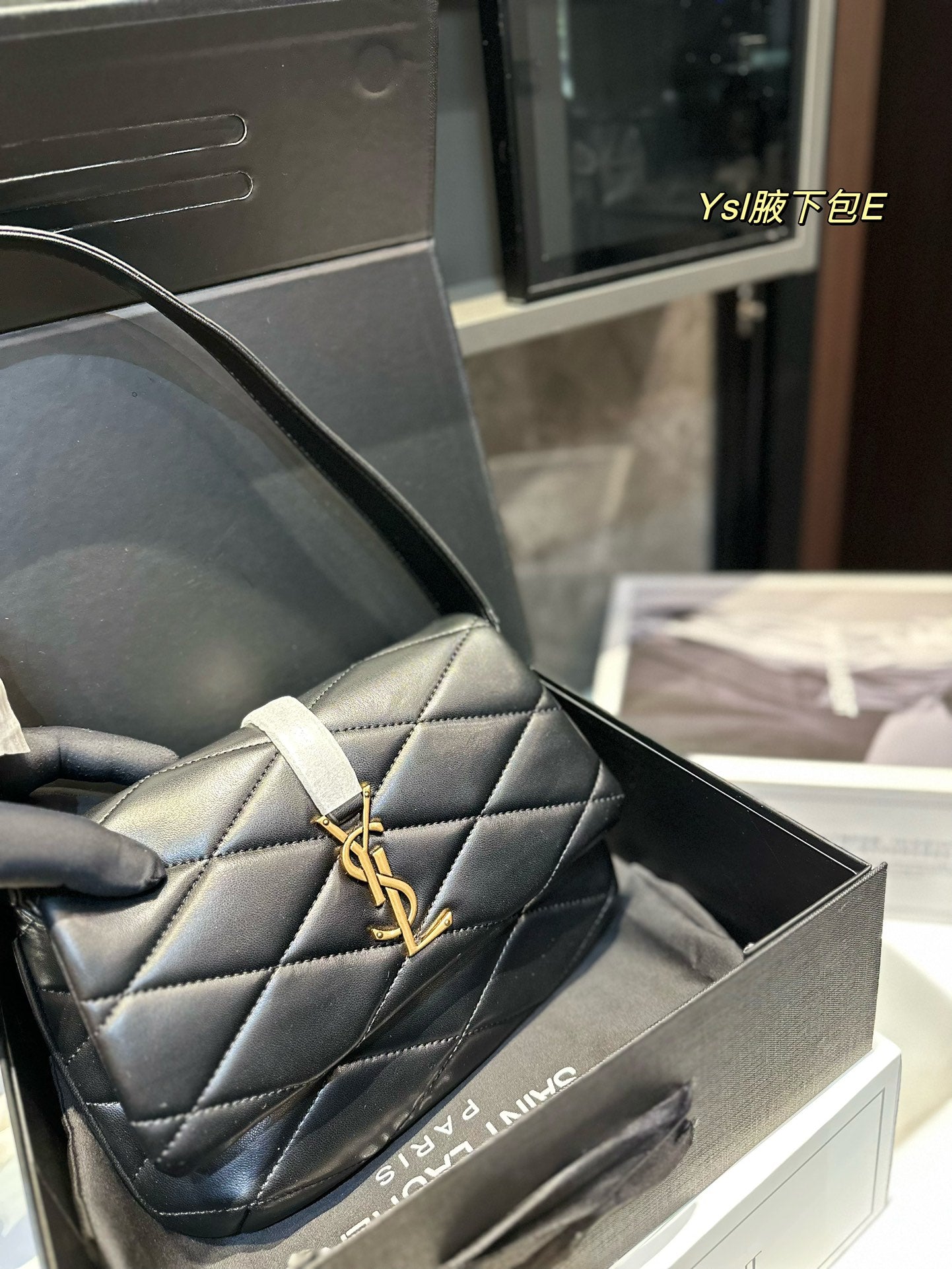 YSL-BAG-609