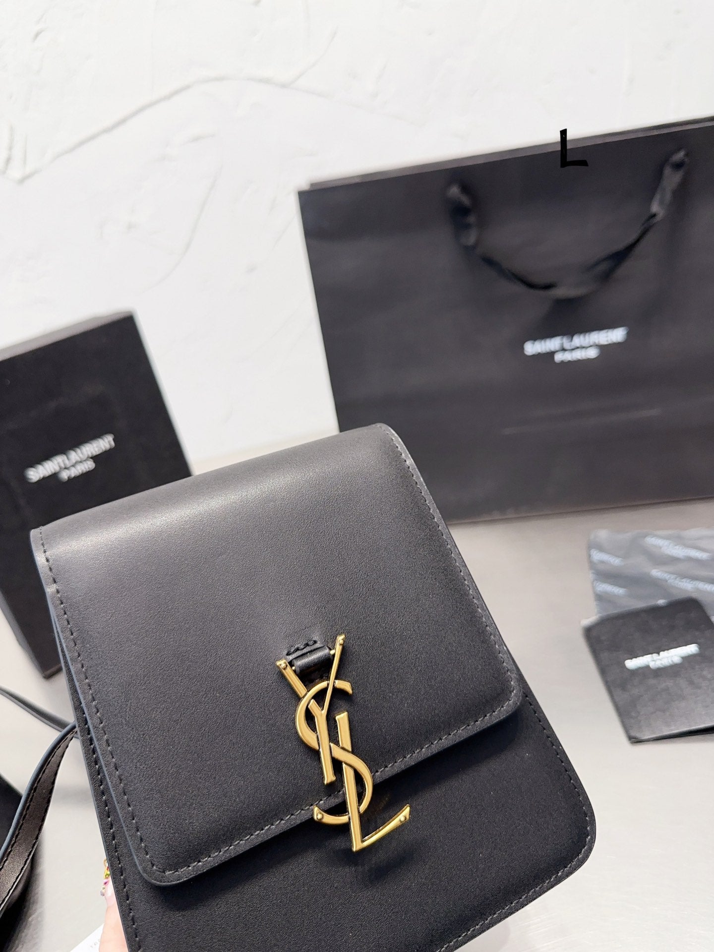YSL-BAG-640