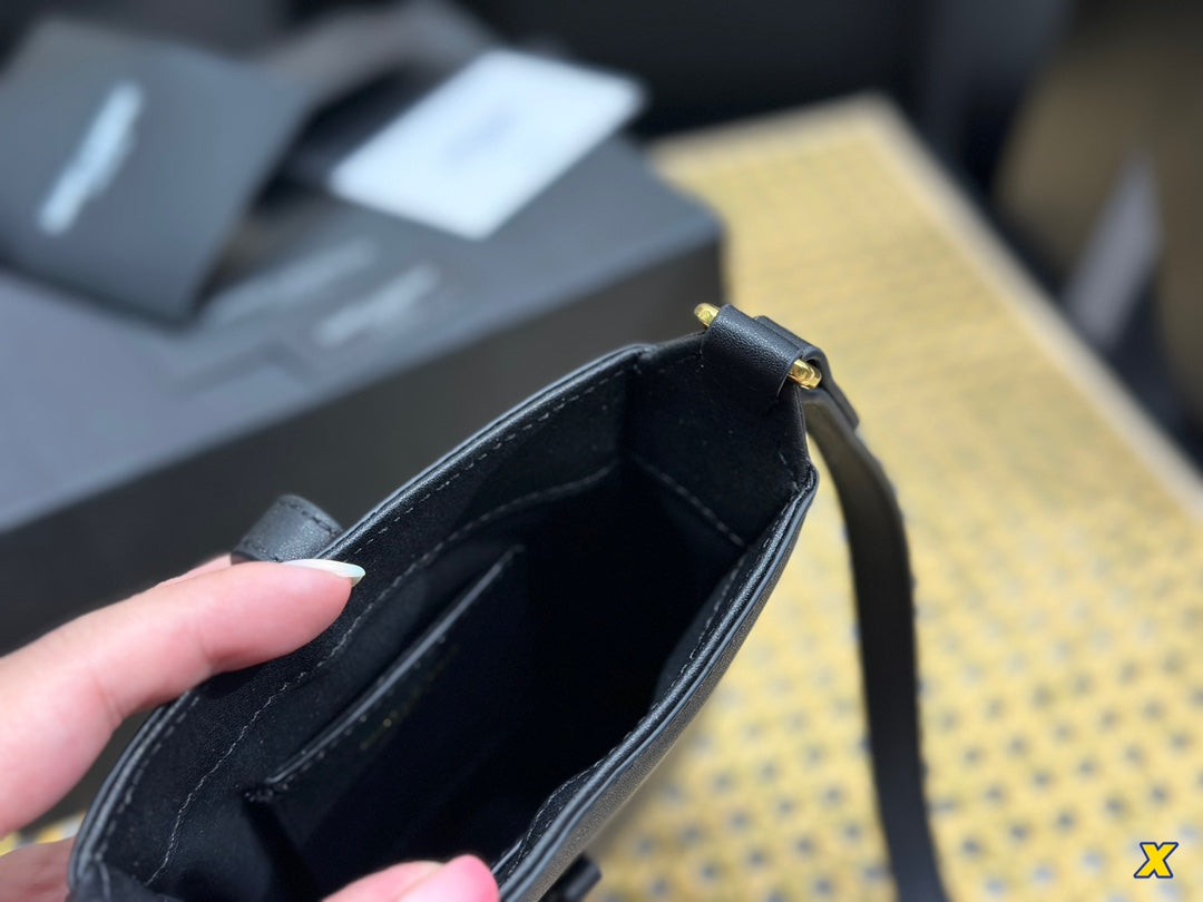YSL-BAG-645