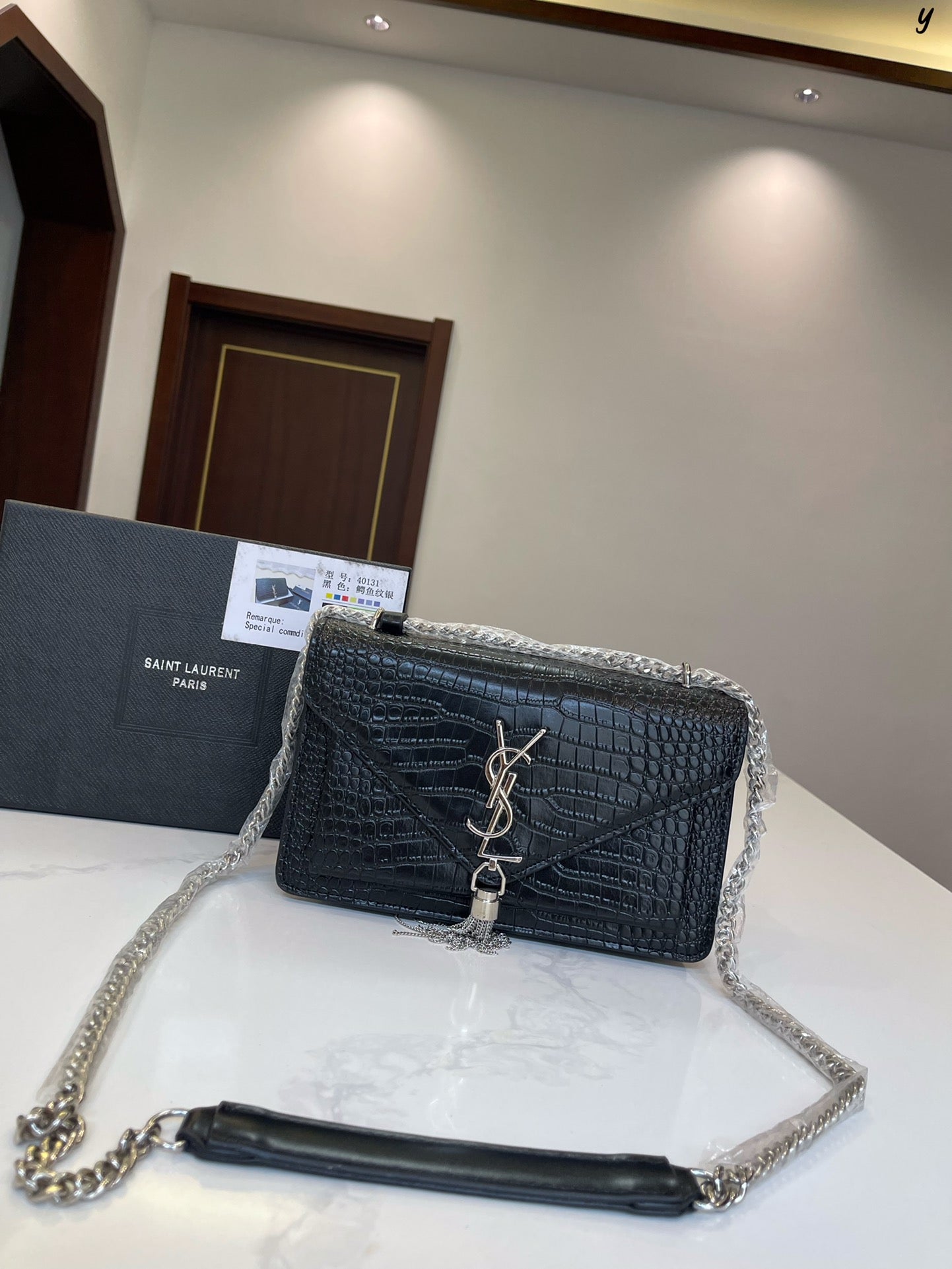 YSL-BAG-652