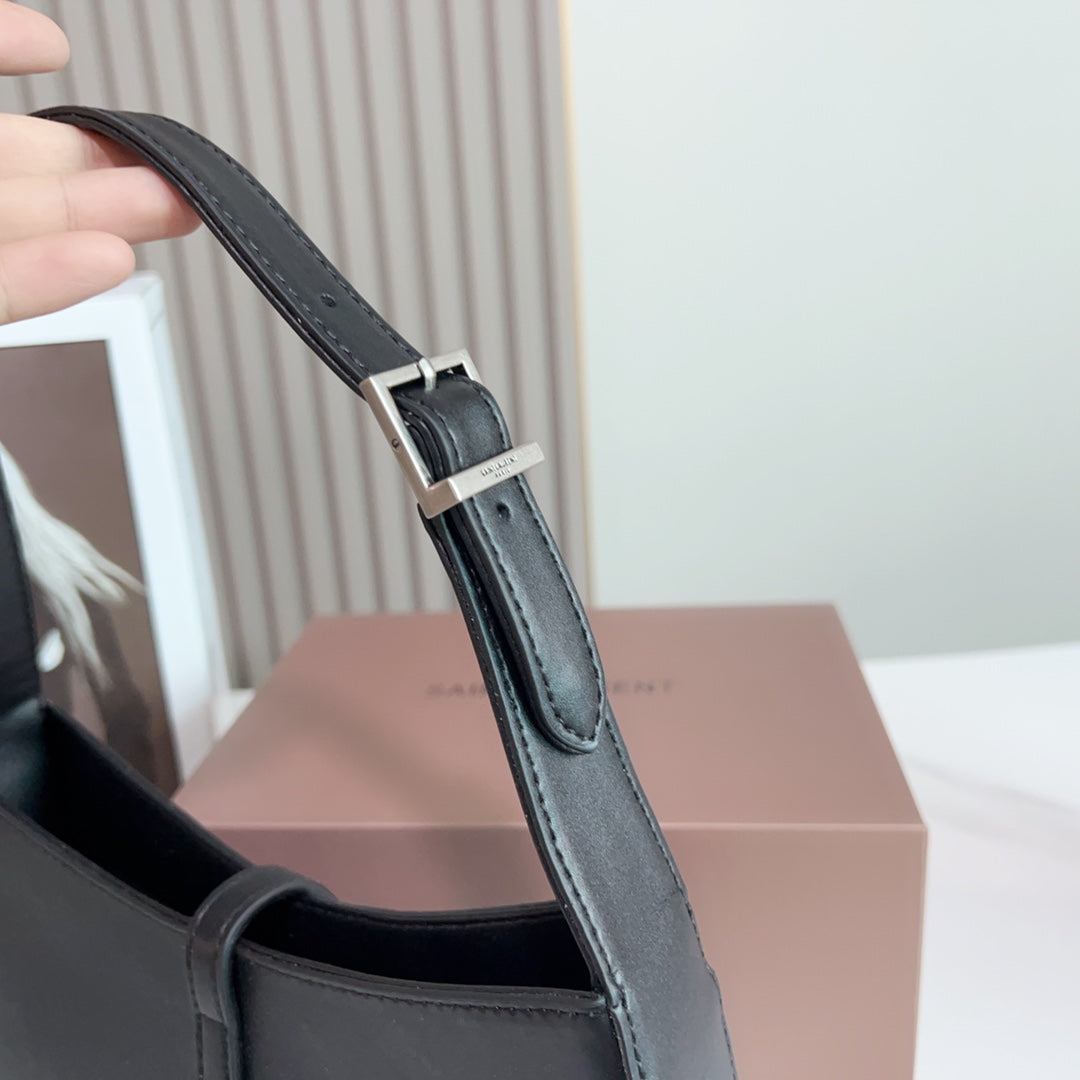 YSL-BAG-657