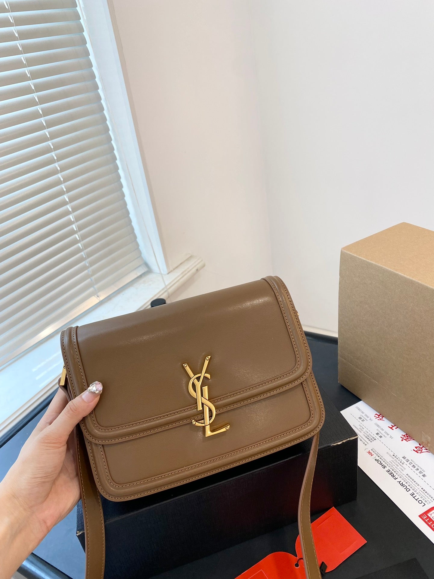 YSL-BAG-660
