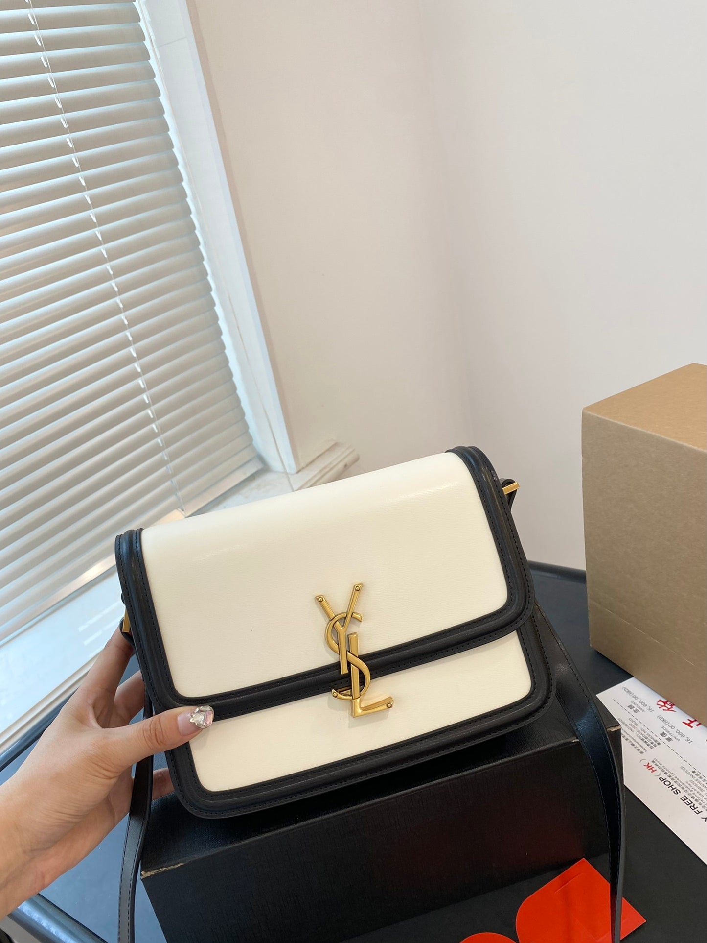YSL-BAG-660
