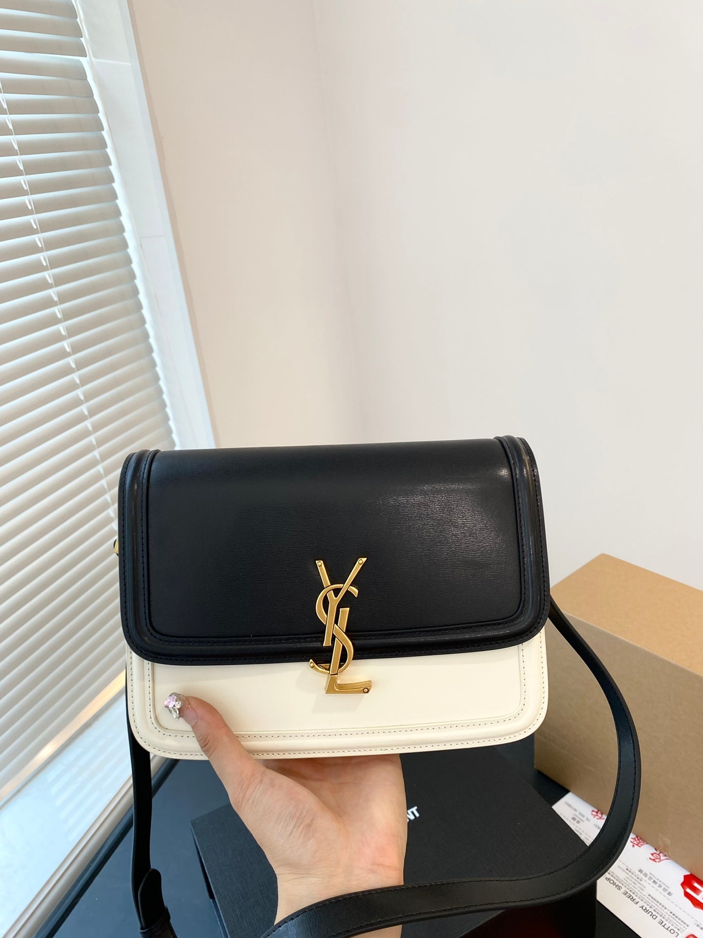YSL-BAG-660