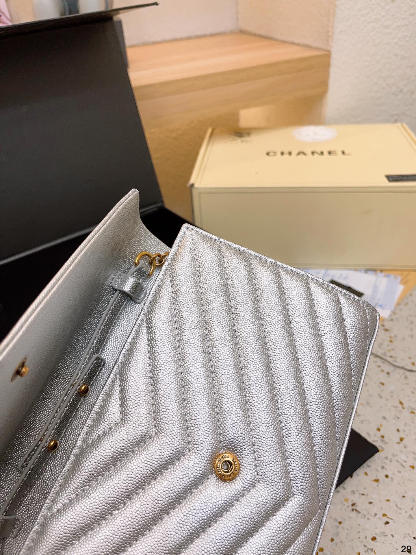 YSL-BAG-674