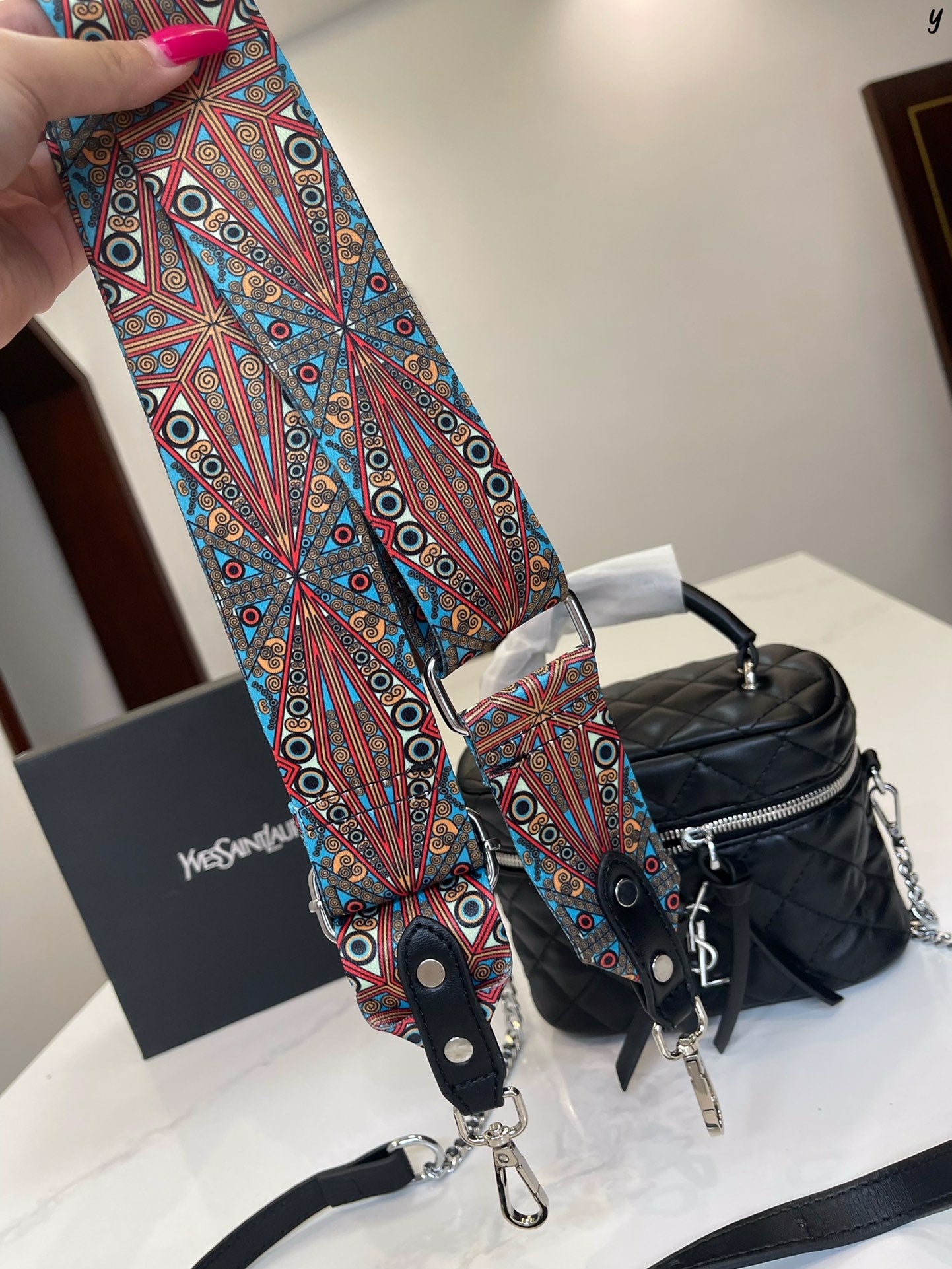YSL-BAG-683