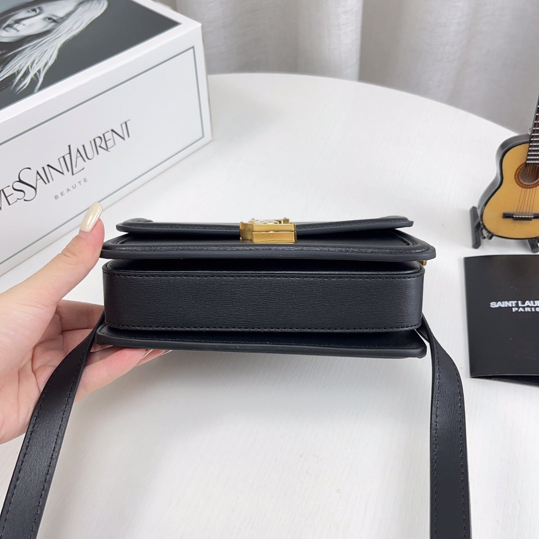 YSL-BAG-685
