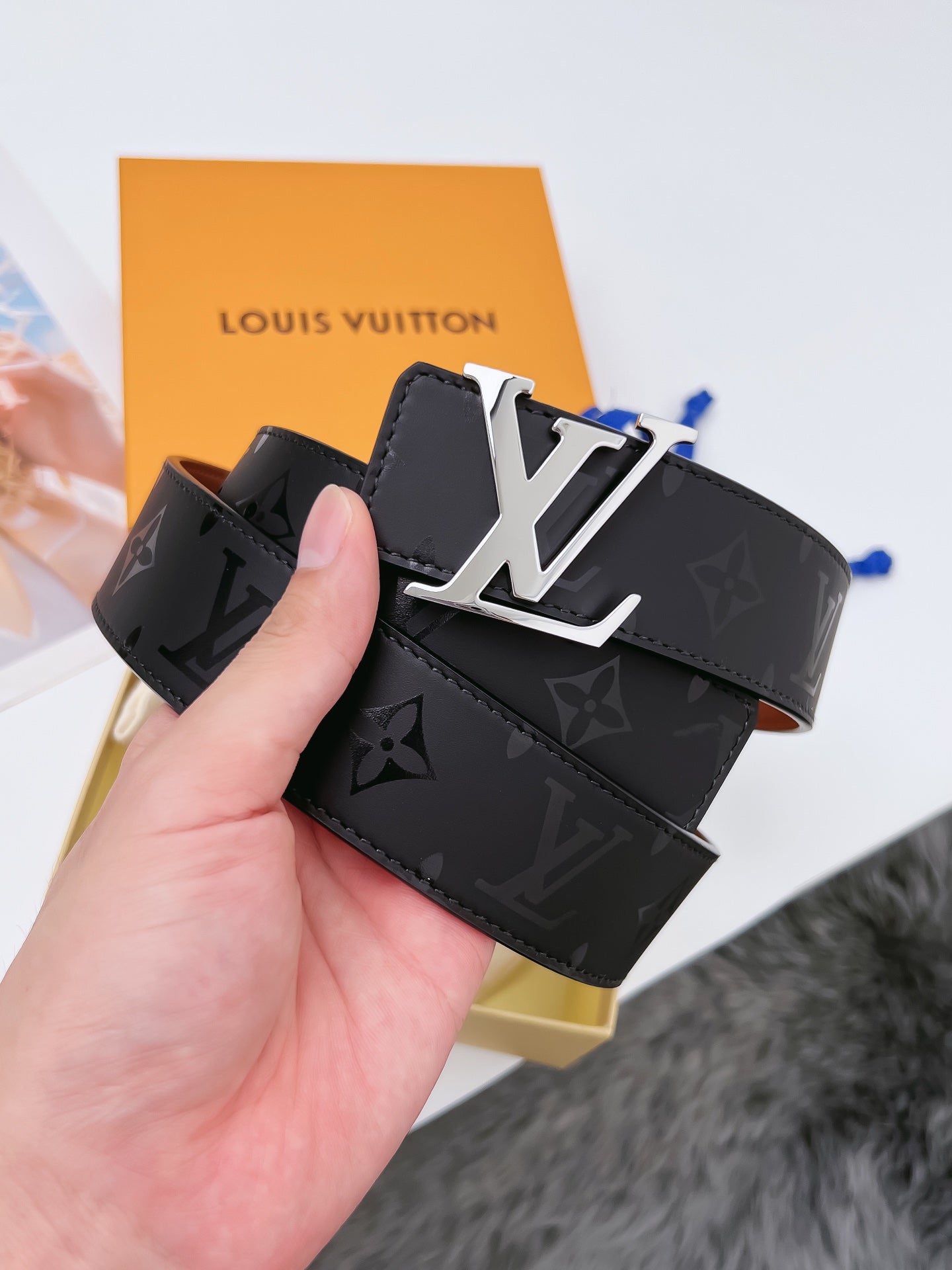 Belt-lv-01