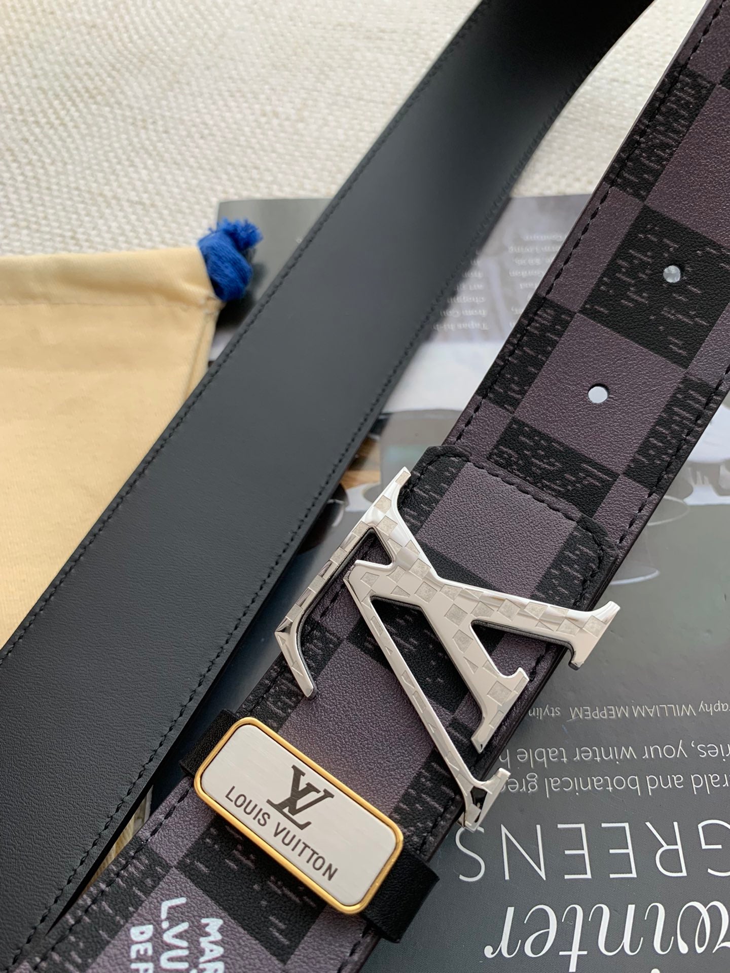 Belt-lv-19