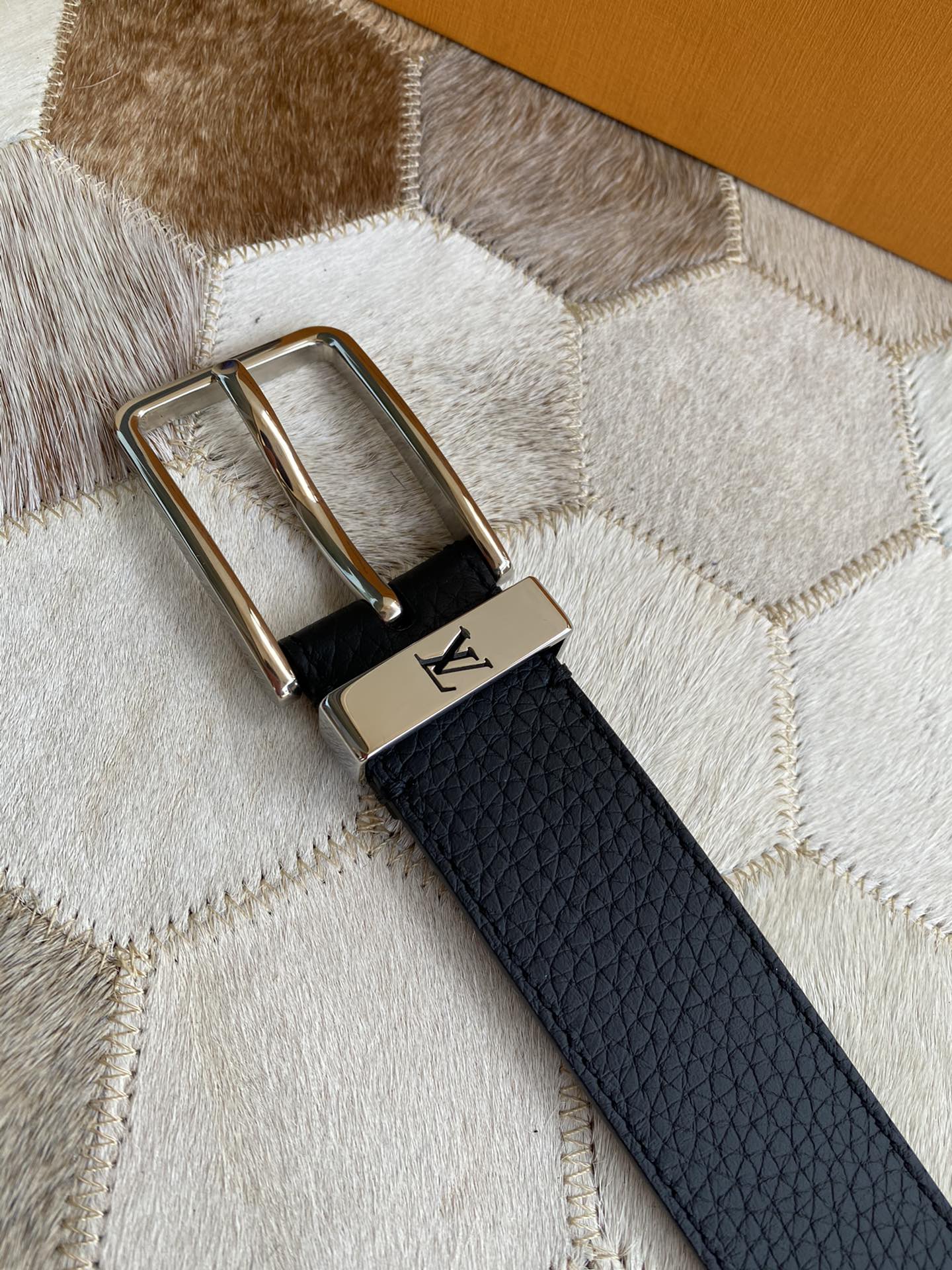 Belt-lv-23