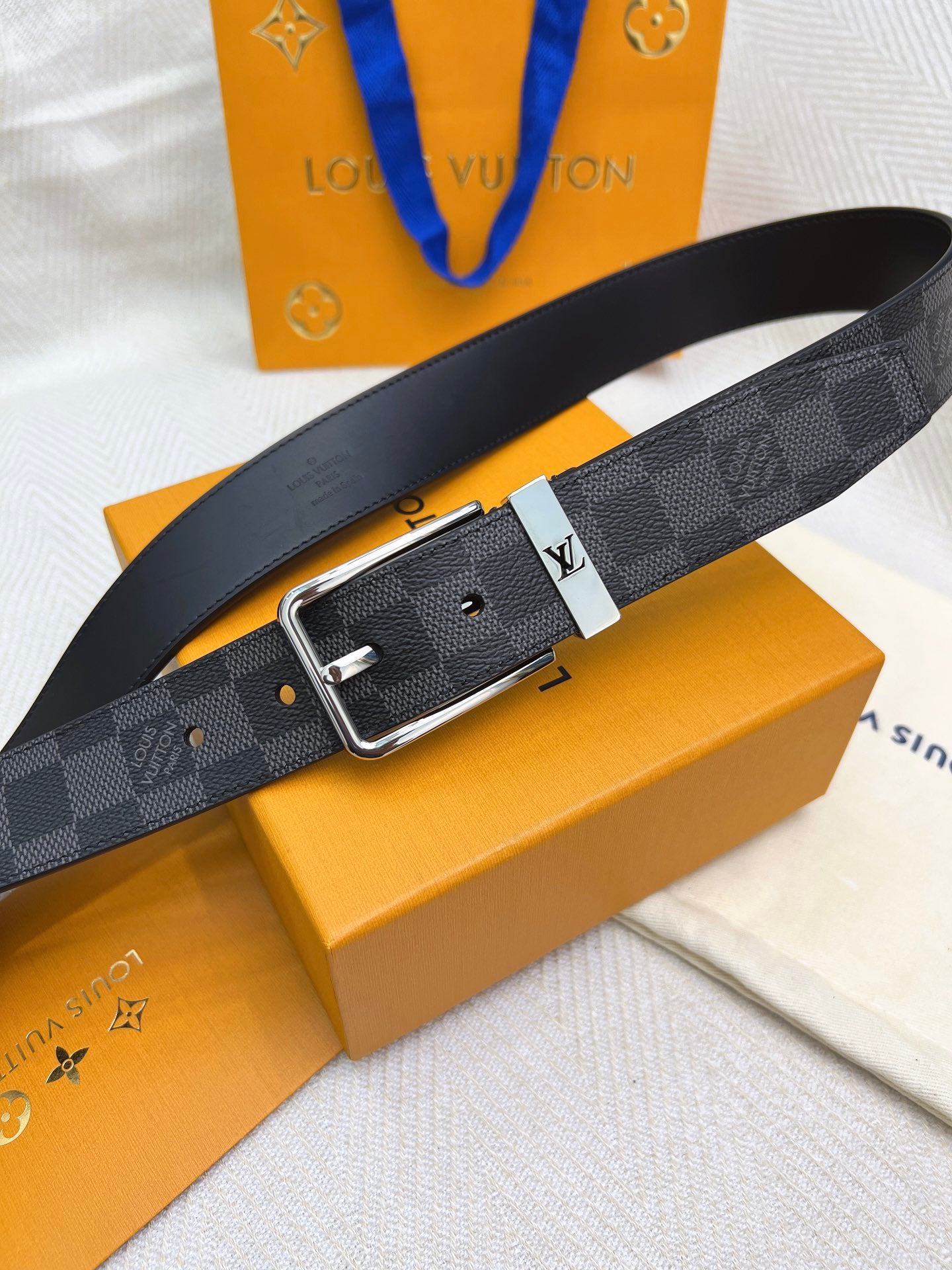 Belt-lv-26