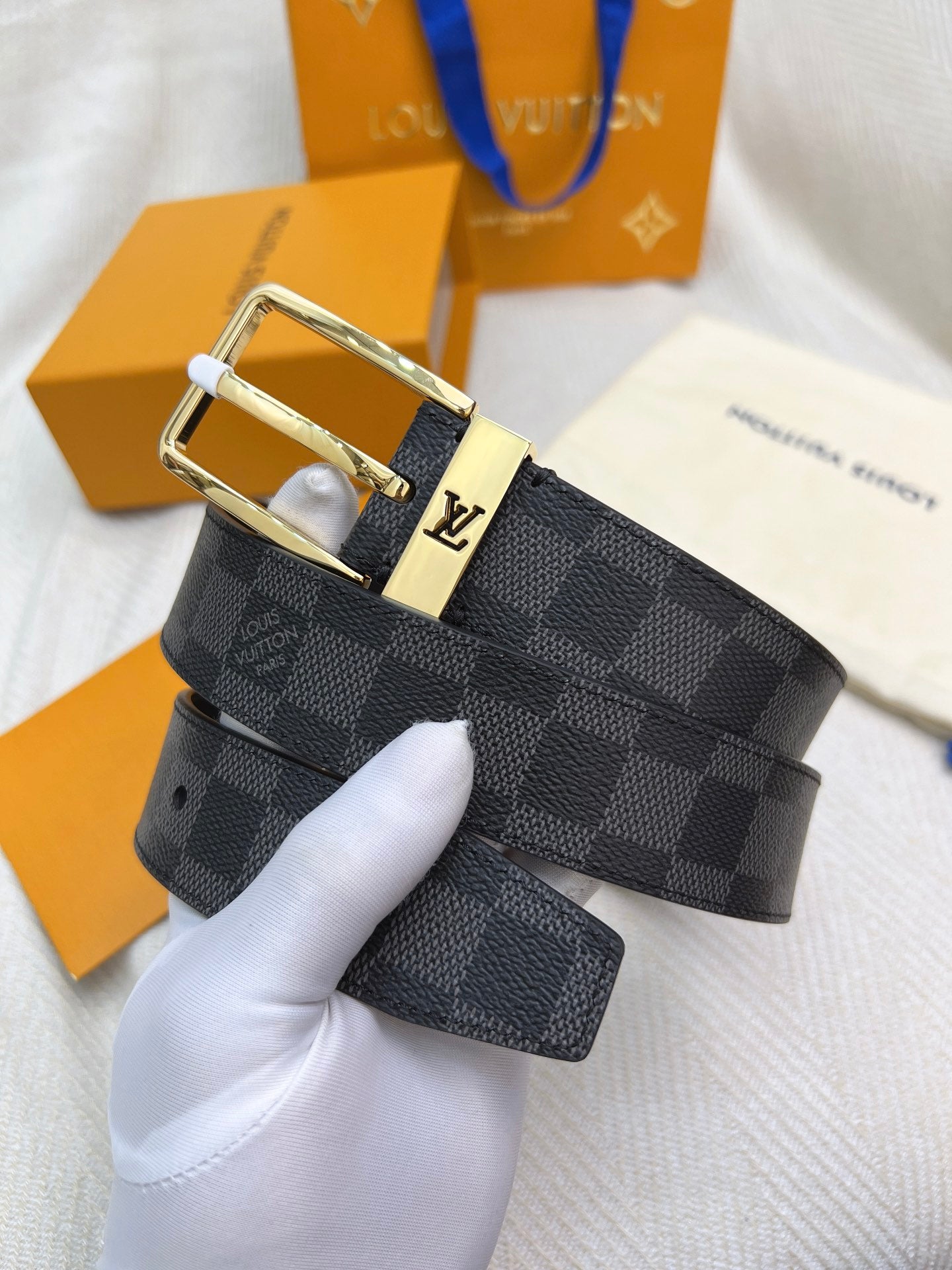 Belt-lv-26