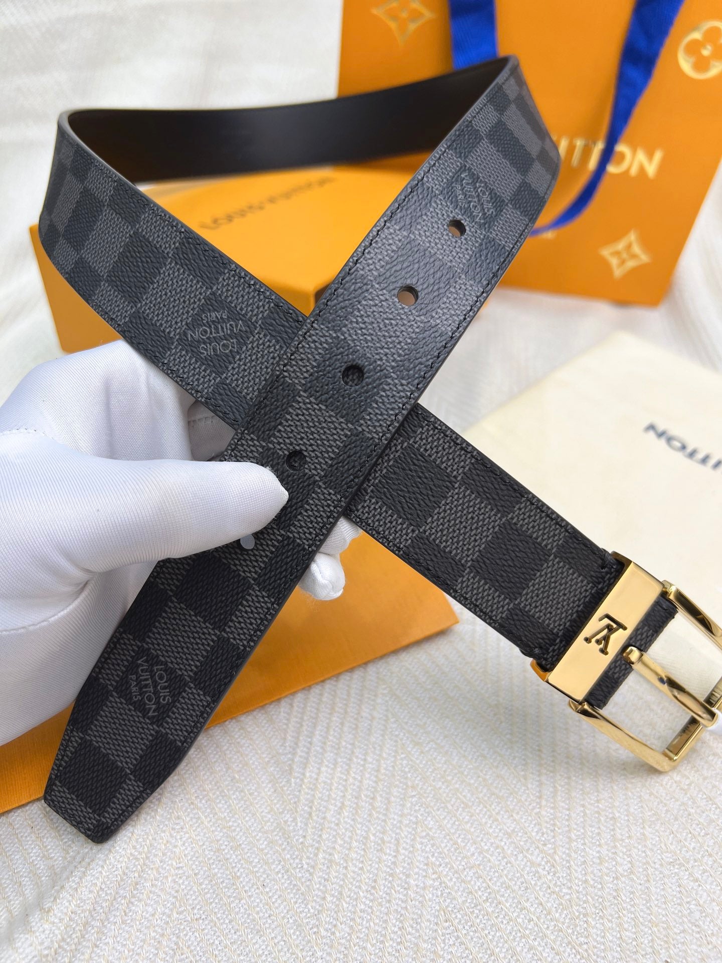 Belt-lv-26