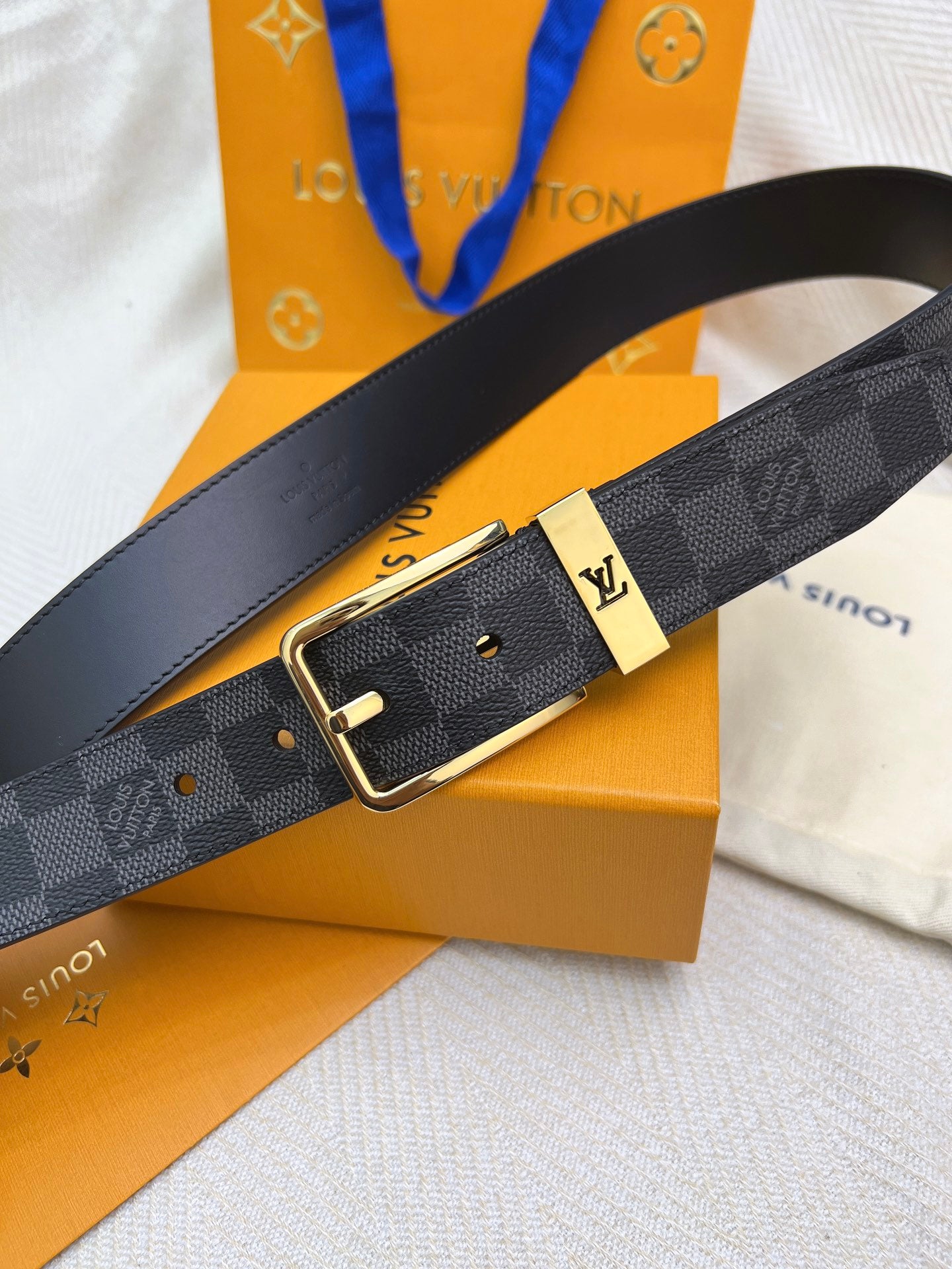 Belt-lv-26