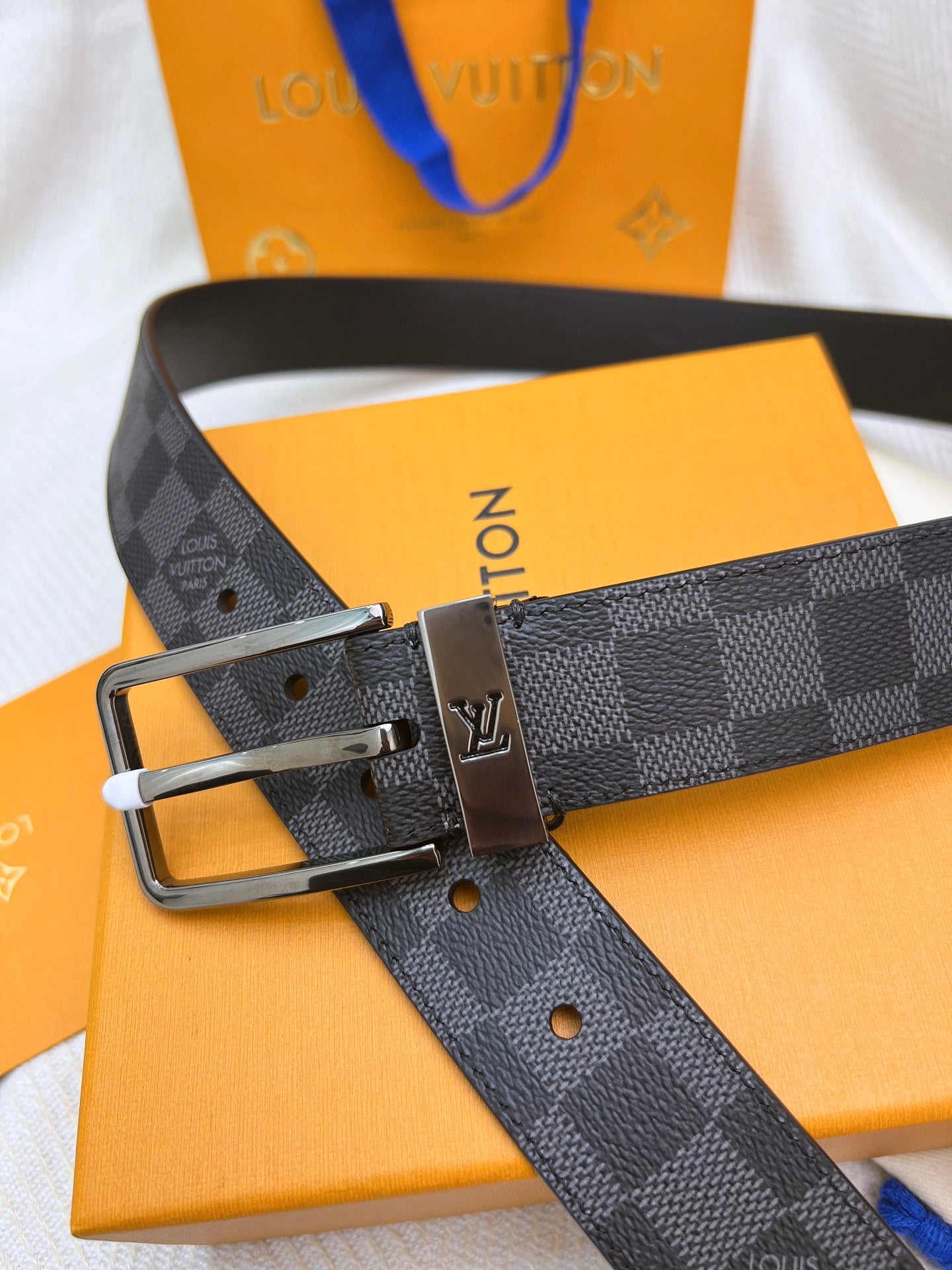 Belt-lv-26