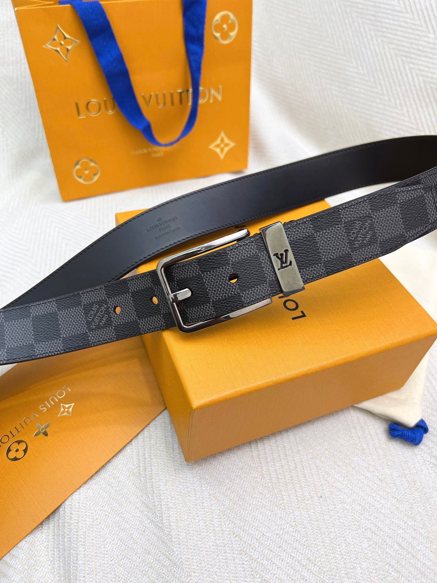 Belt-lv-26