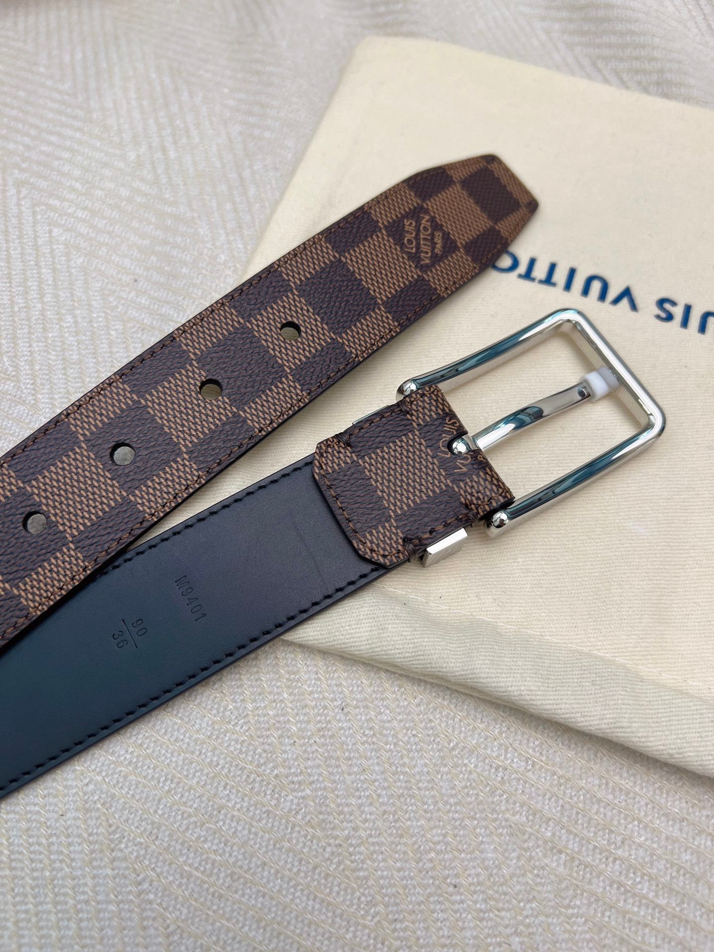 Belt-lv-26
