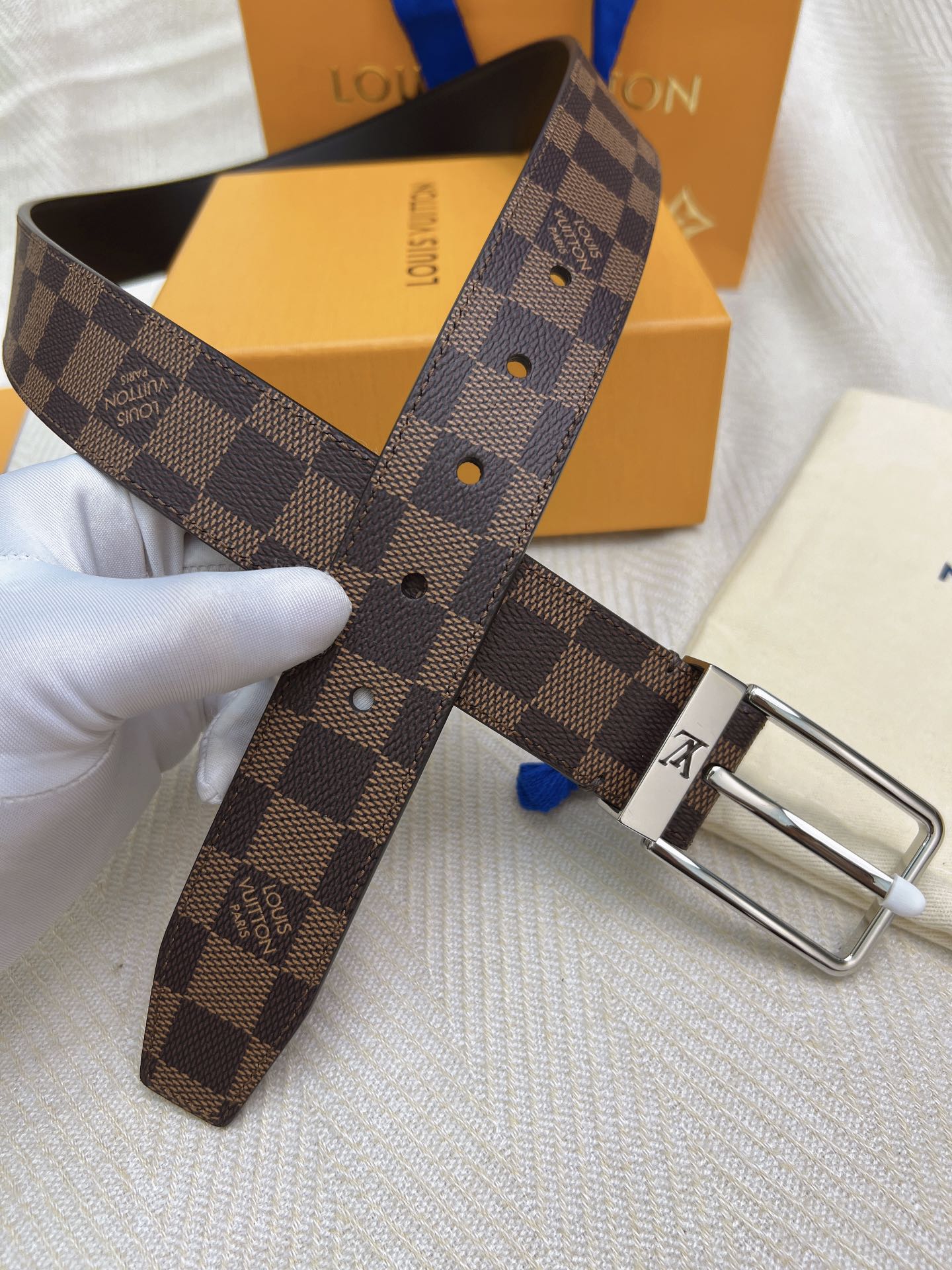 Belt-lv-26