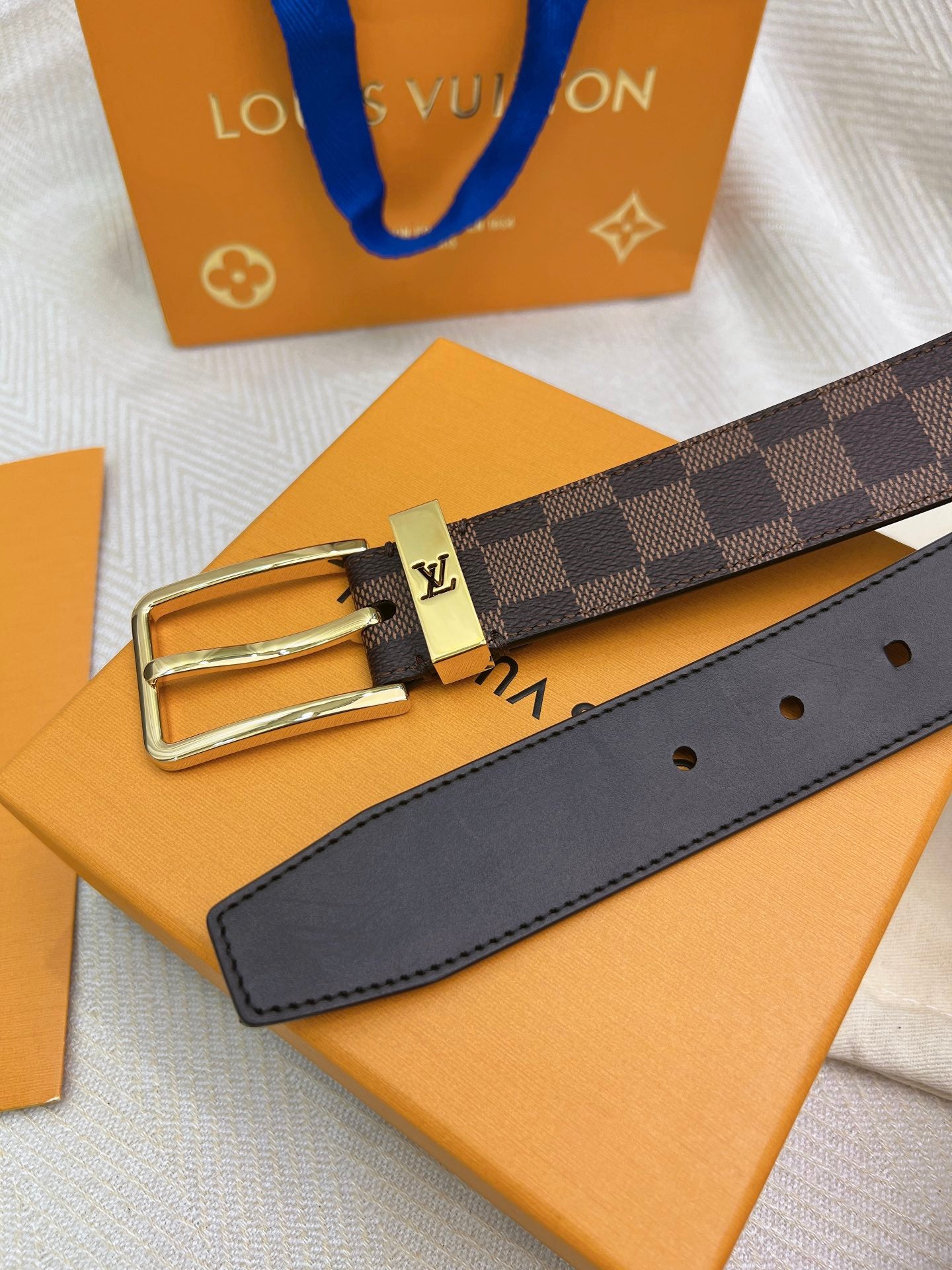 Belt-lv-26