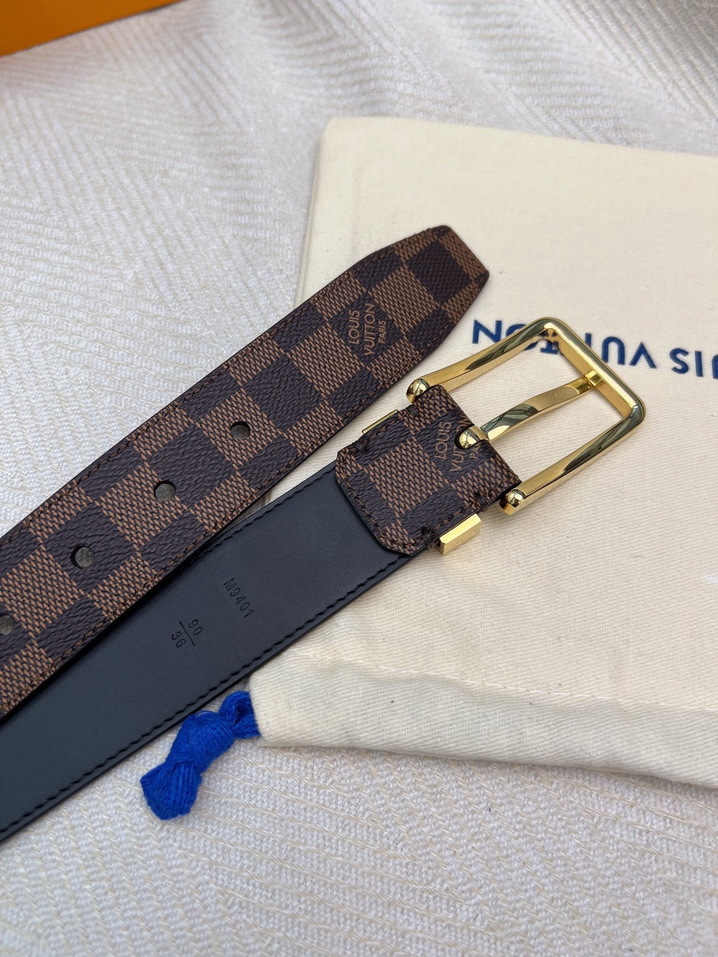 Belt-lv-26