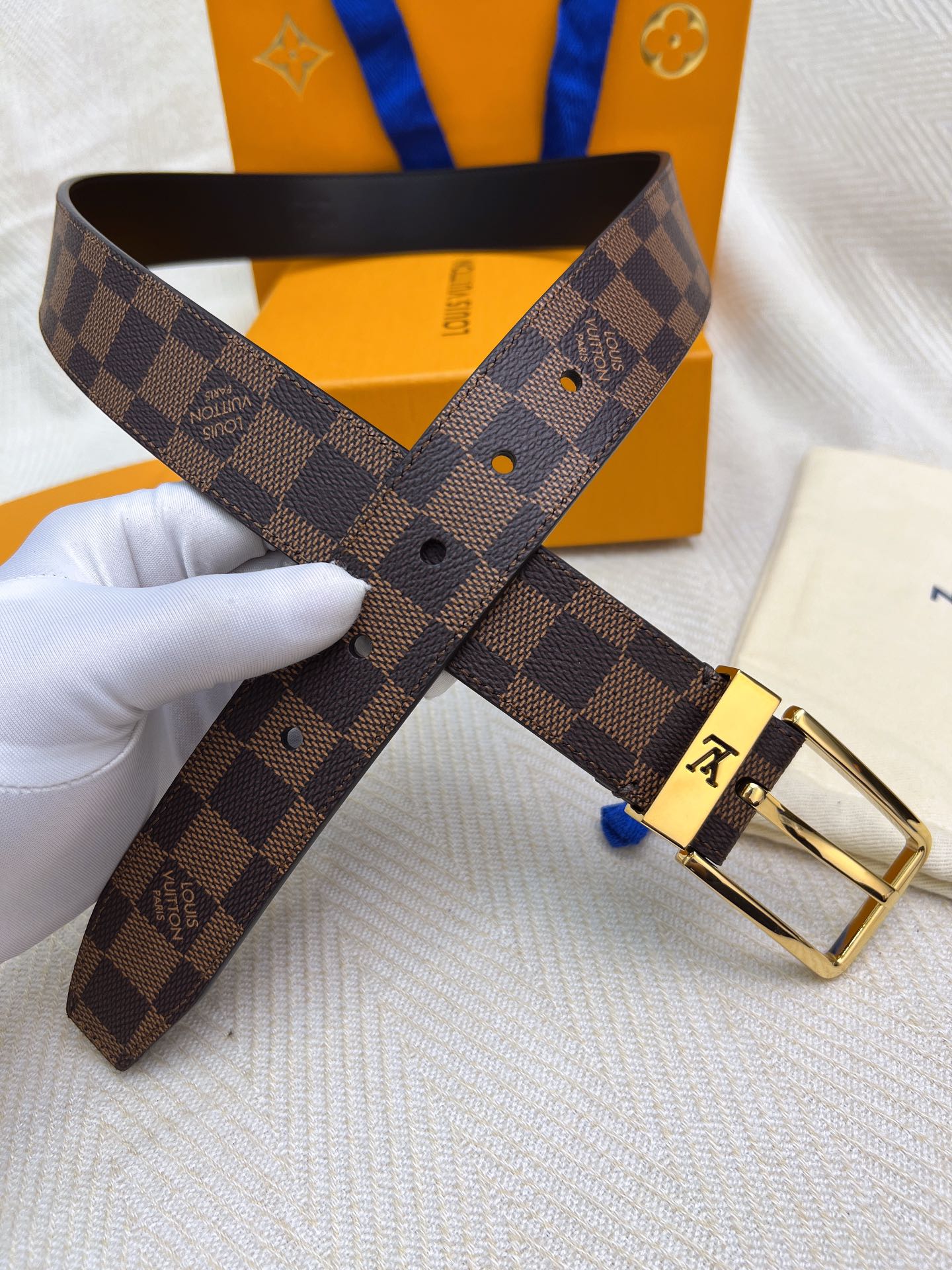 Belt-lv-26