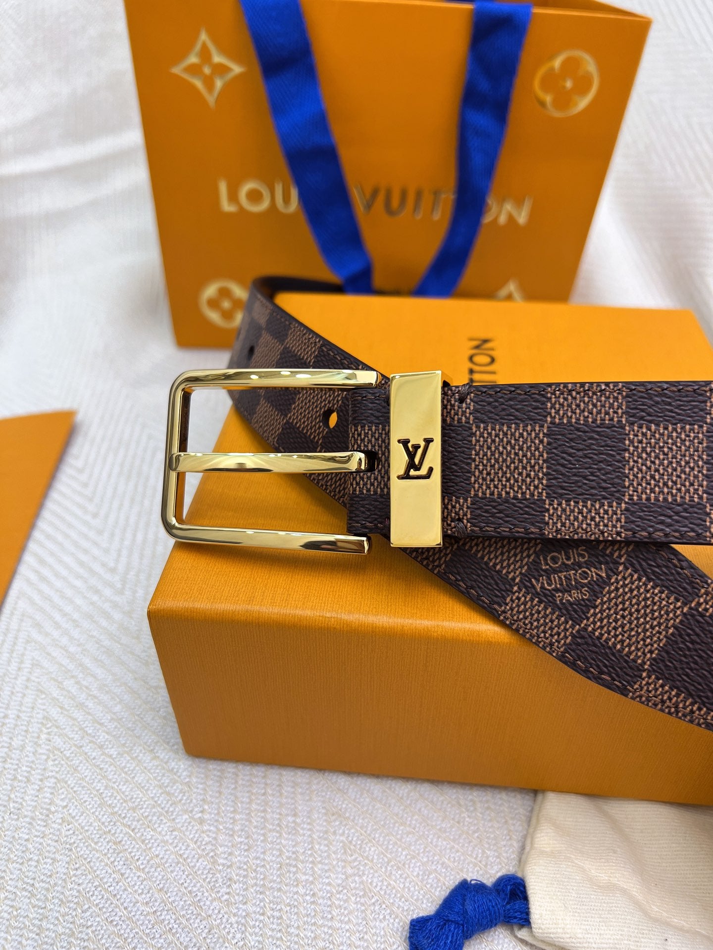 Belt-lv-26