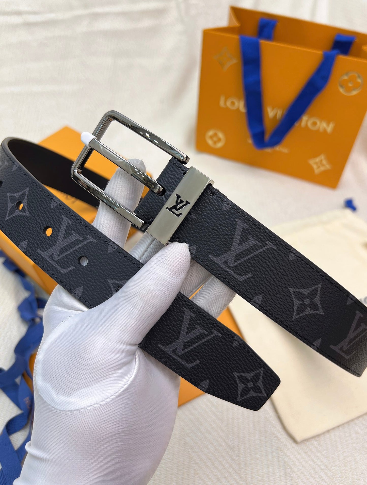 Belt-lv-26