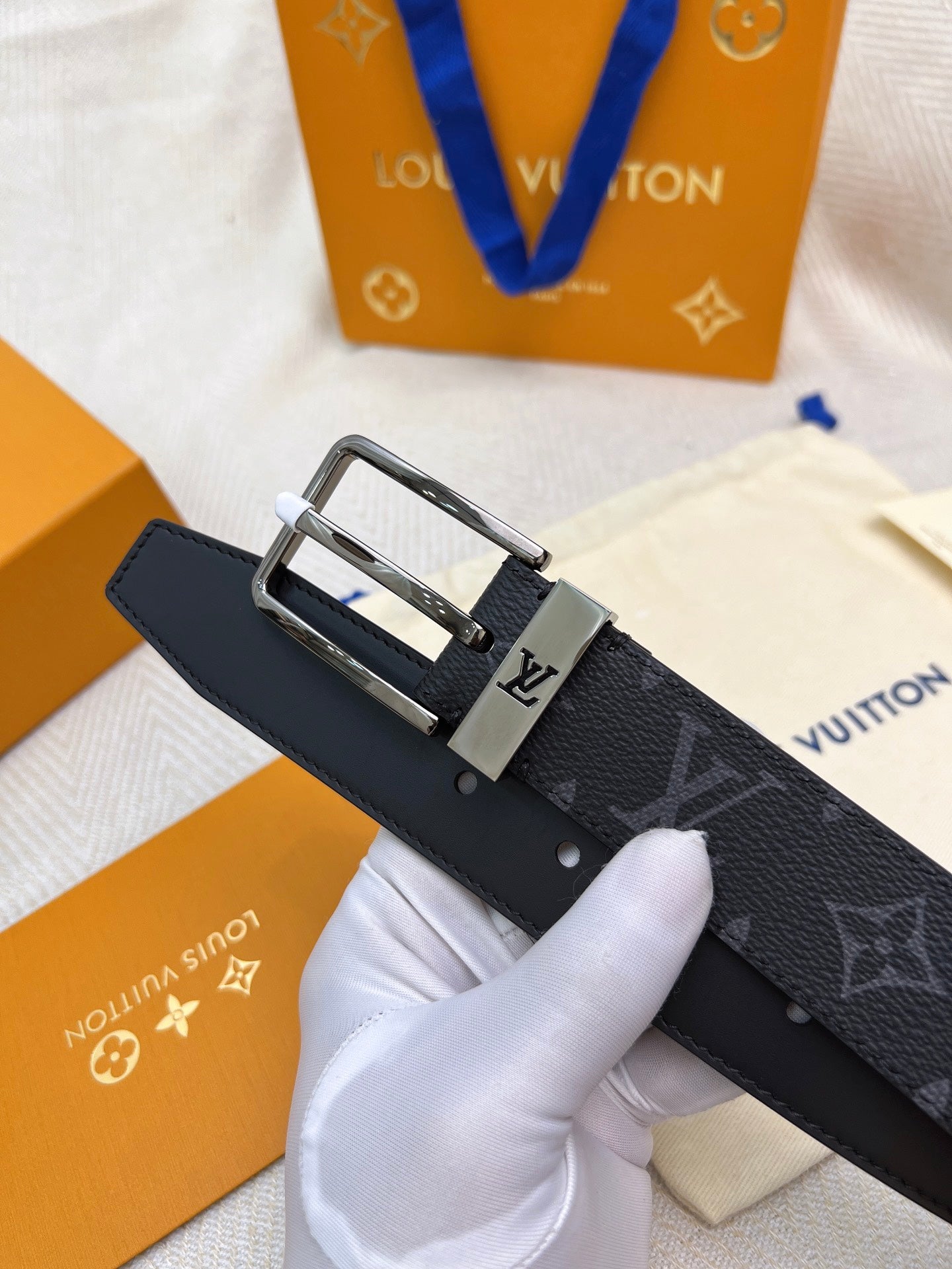 Belt-lv-26