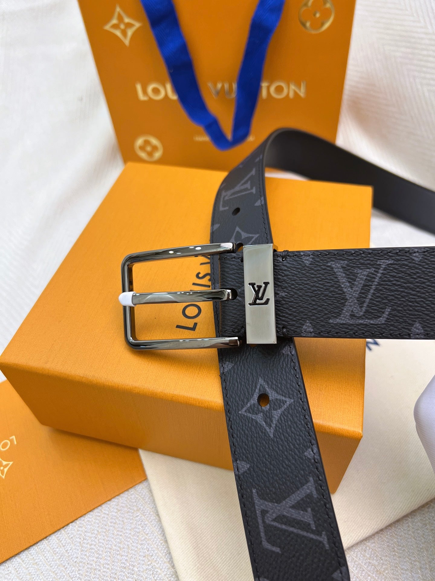 Belt-lv-26