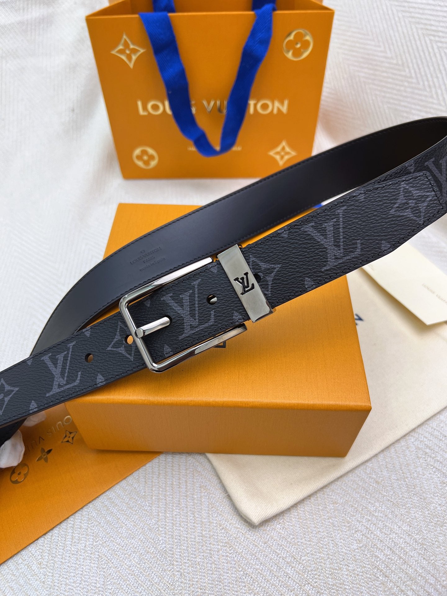 Belt-lv-26