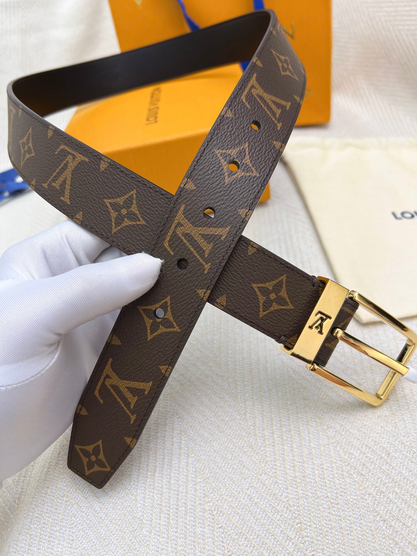 Belt-lv-26