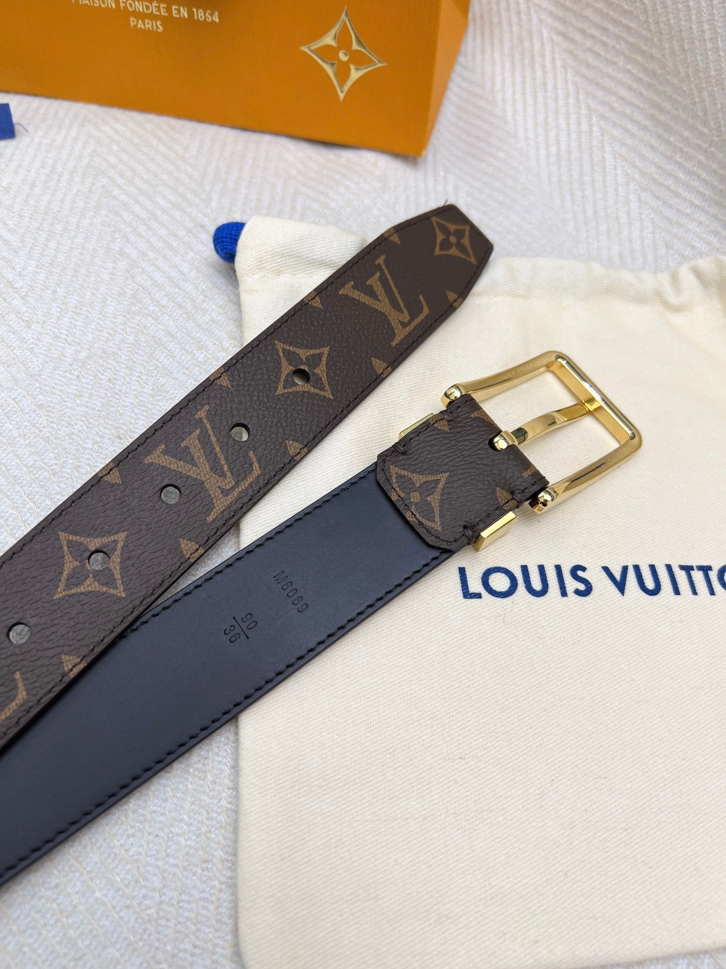 Belt-lv-26