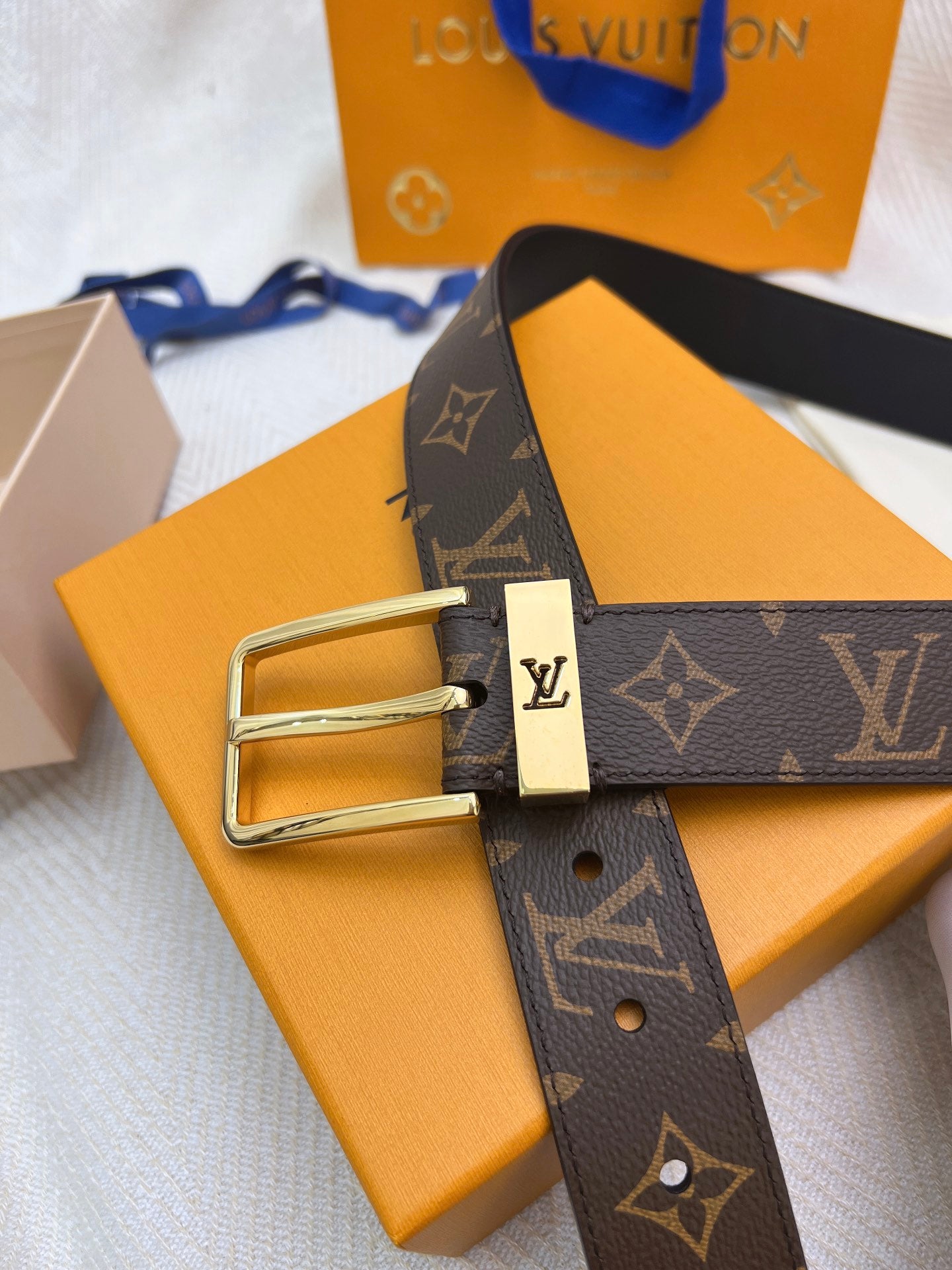 Belt-lv-26