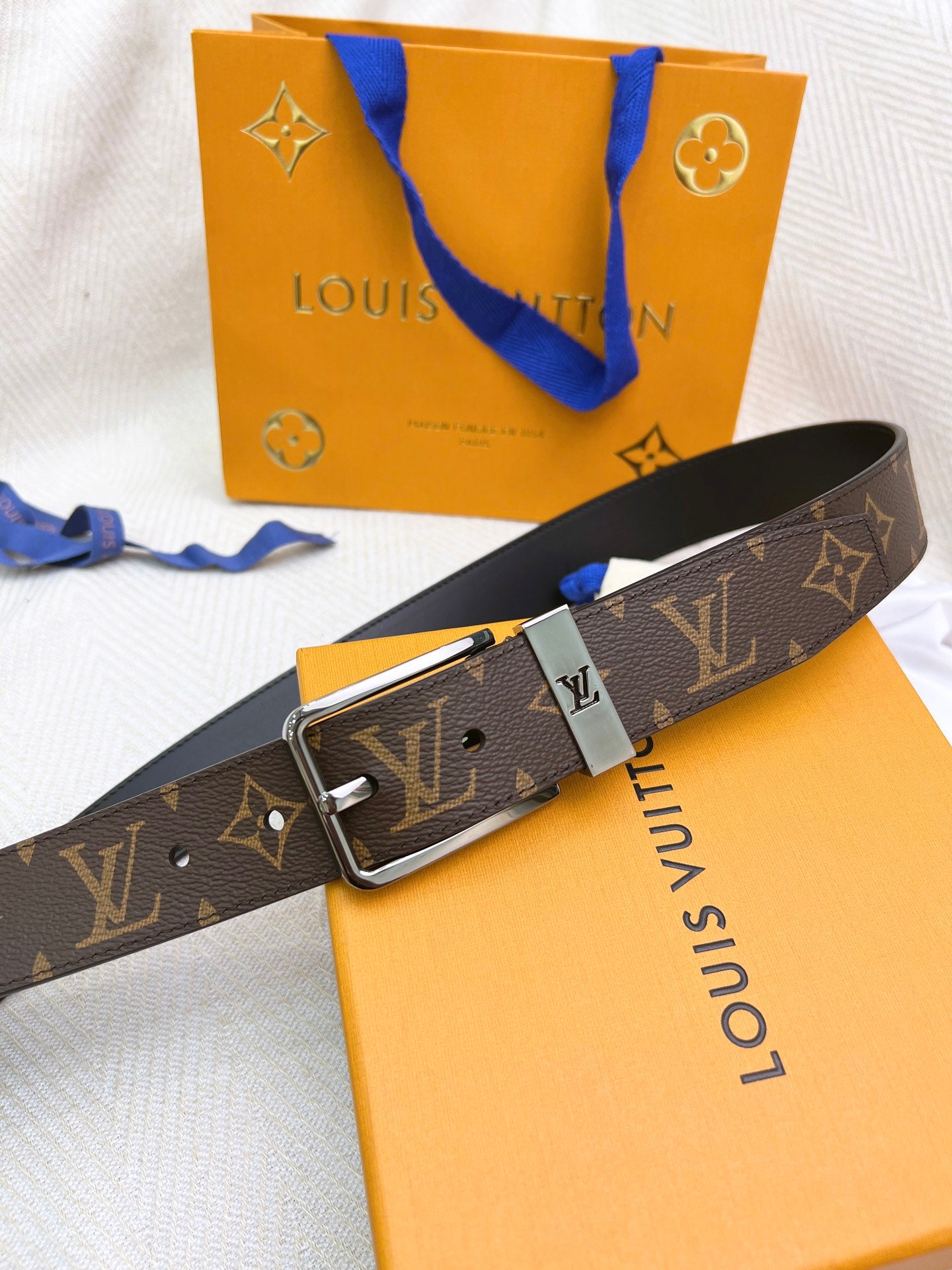 Belt-lv-26