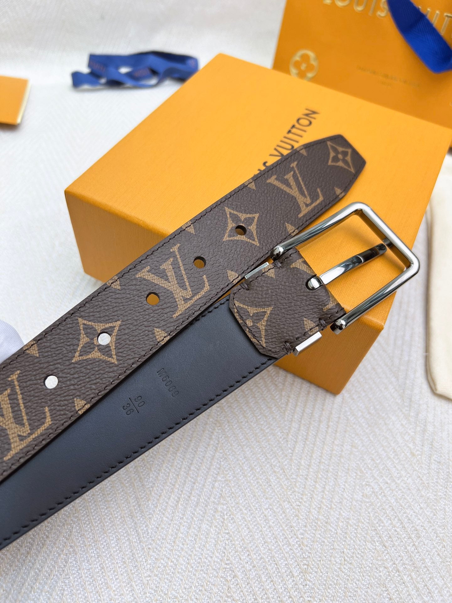 Belt-lv-26