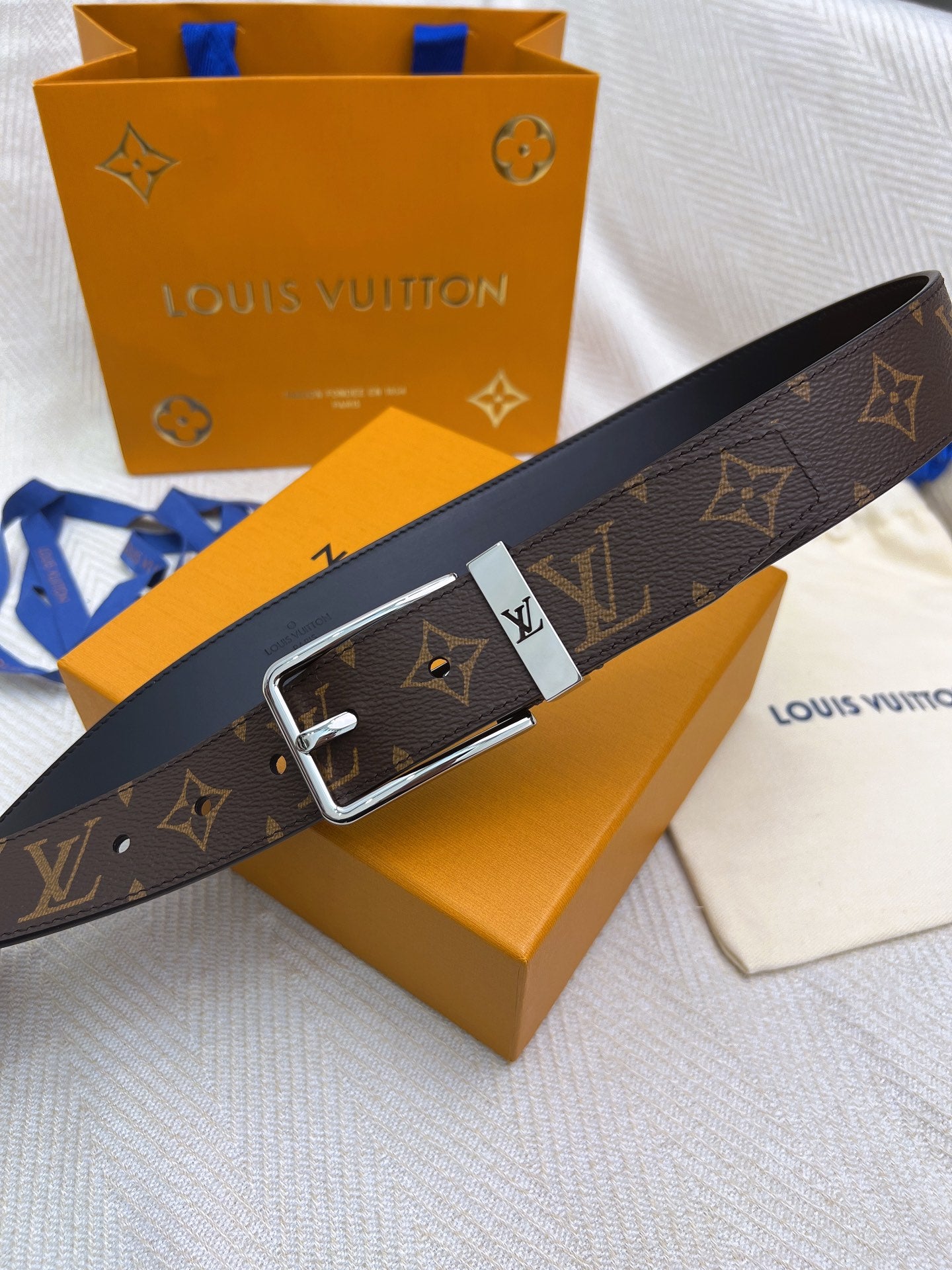 Belt-lv-26