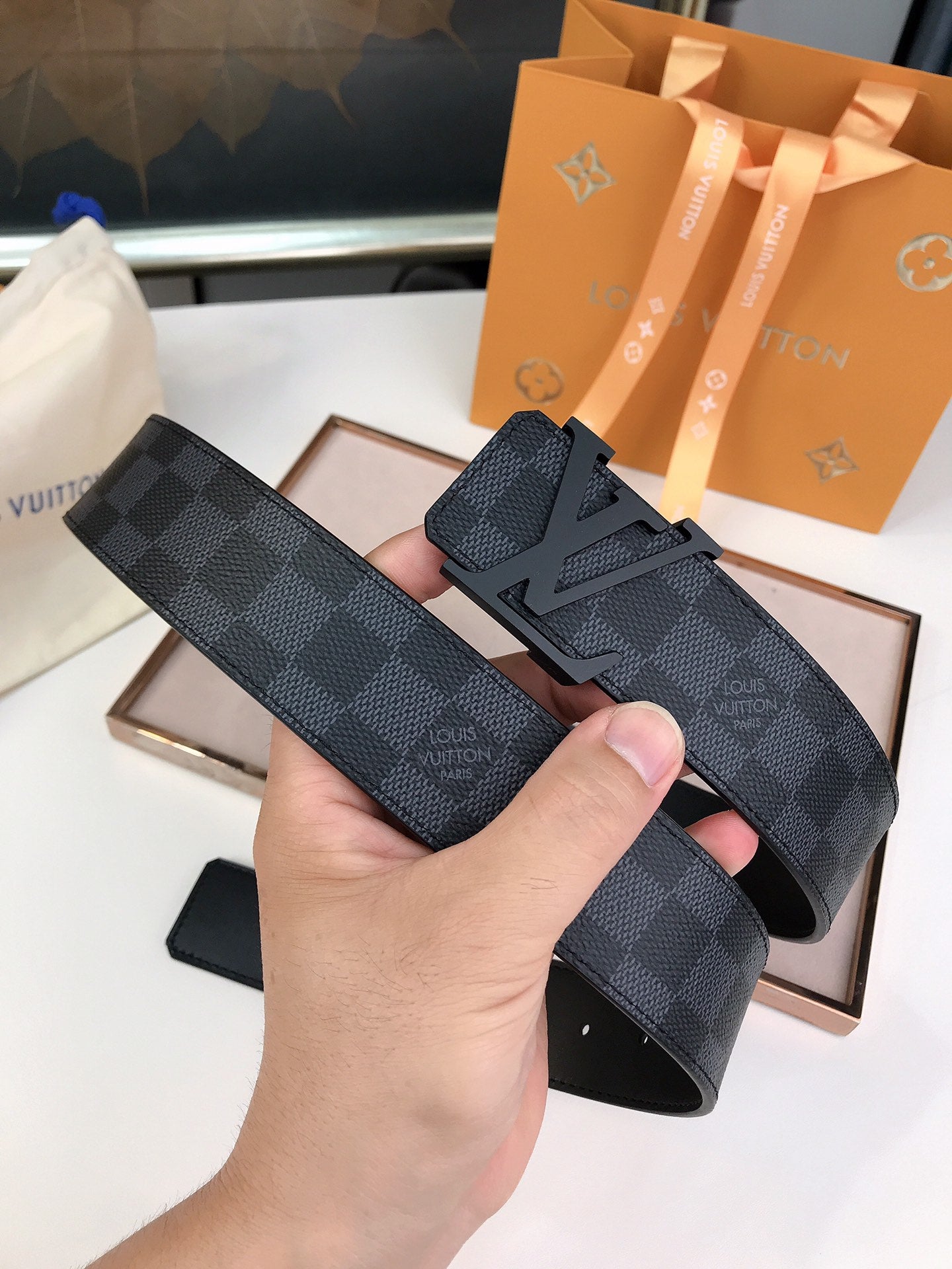 Belt-lv-29