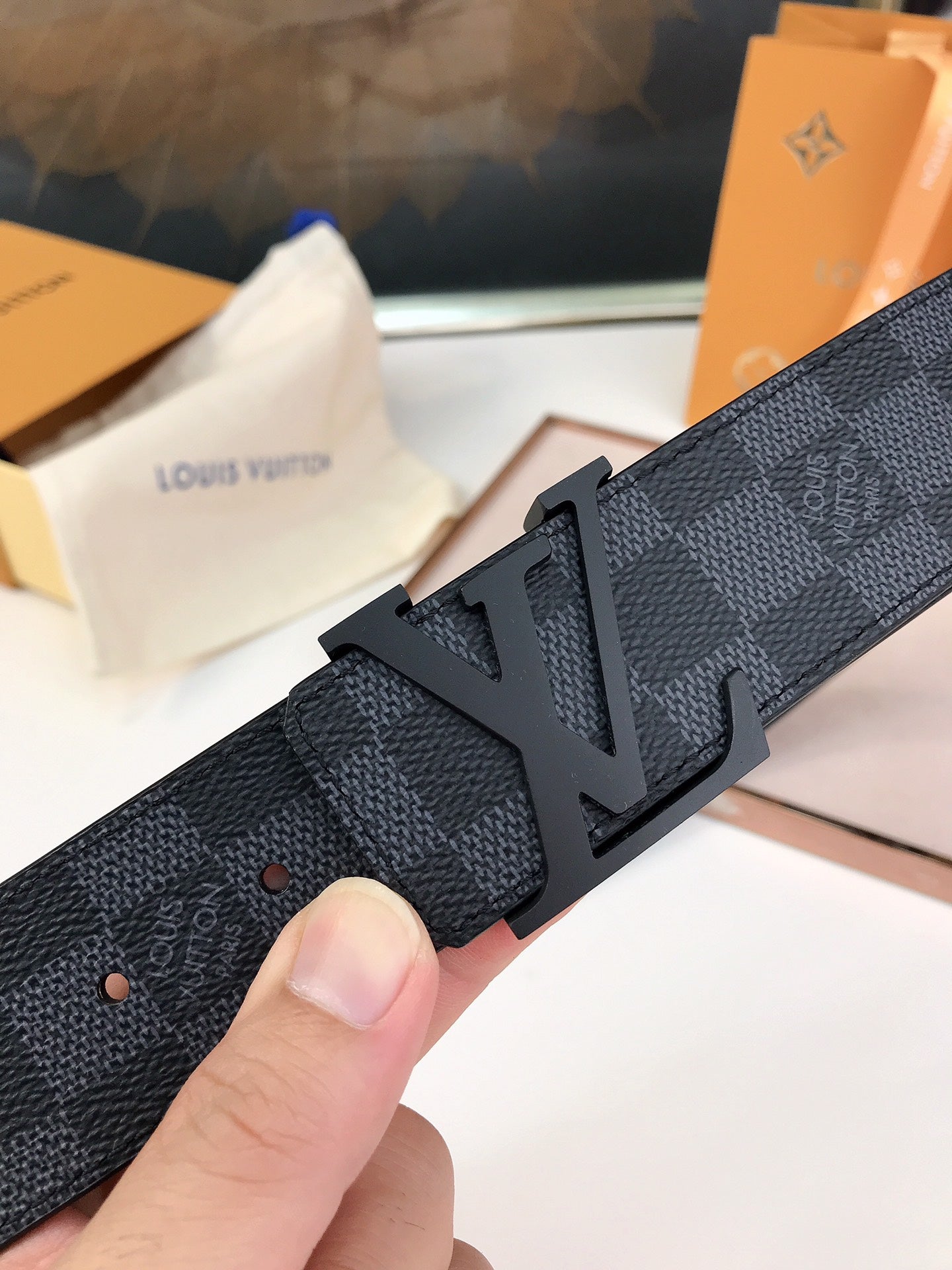 Belt-lv-29