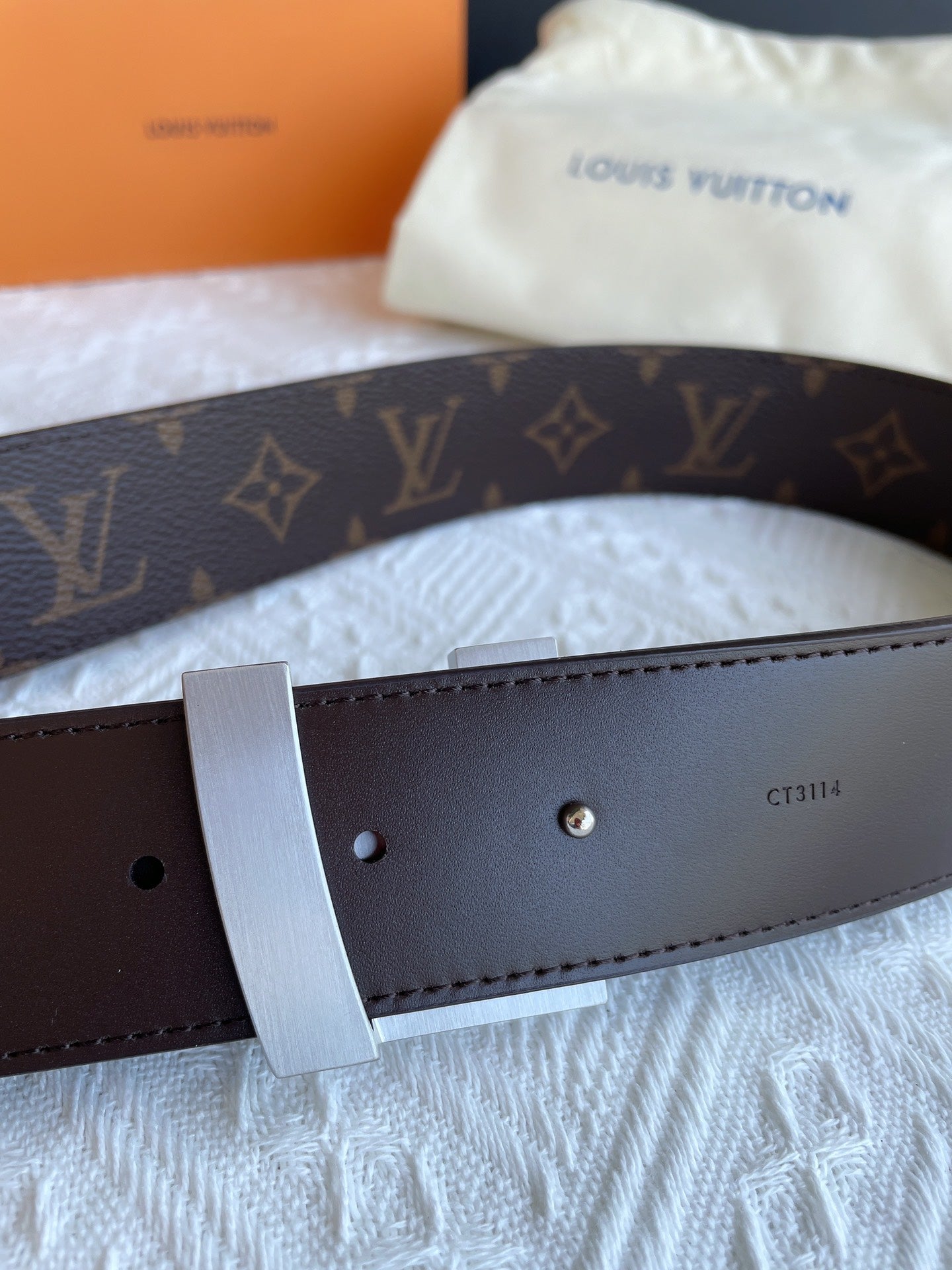 Belt-lv-31