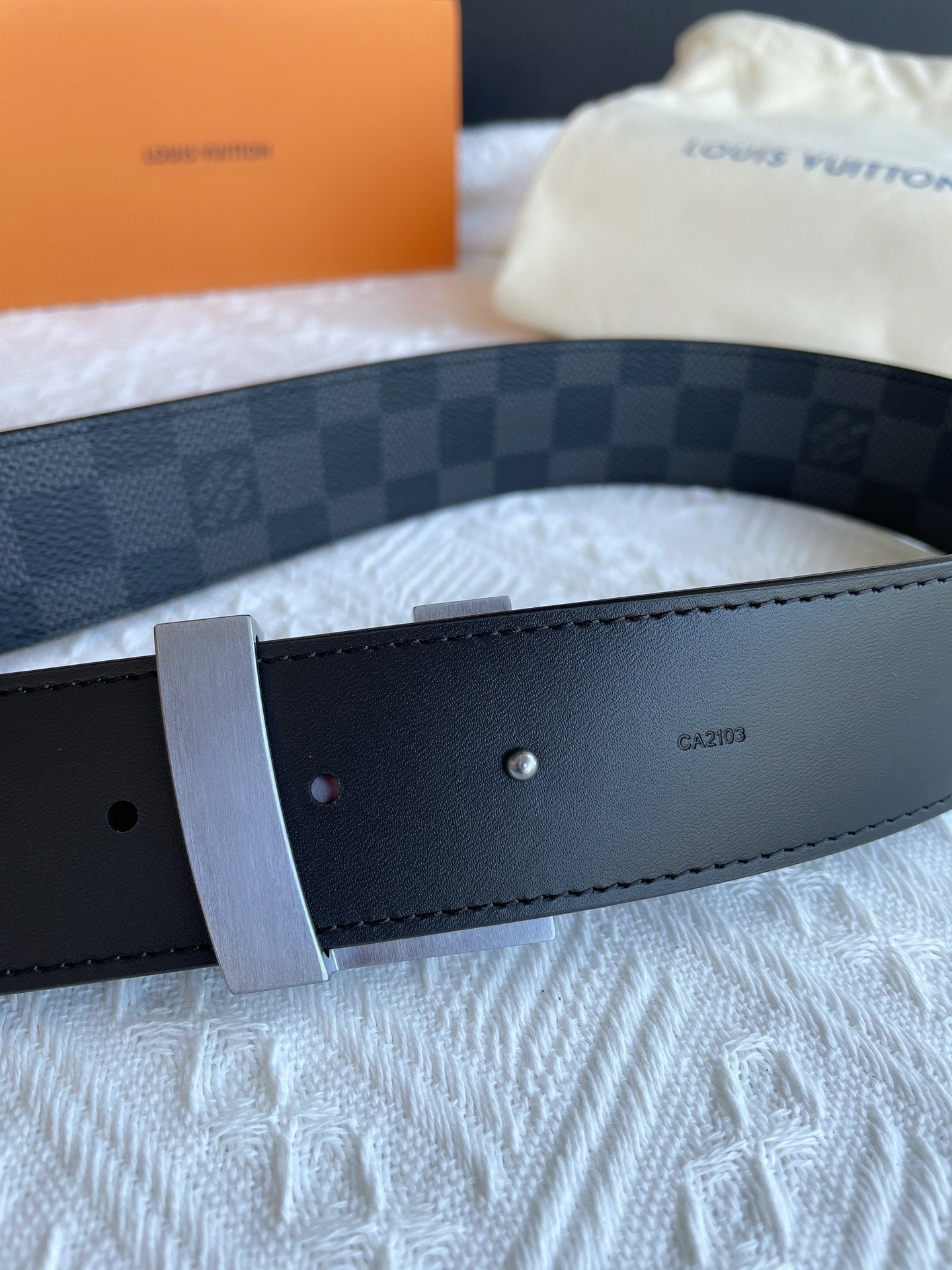 Belt-lv-31