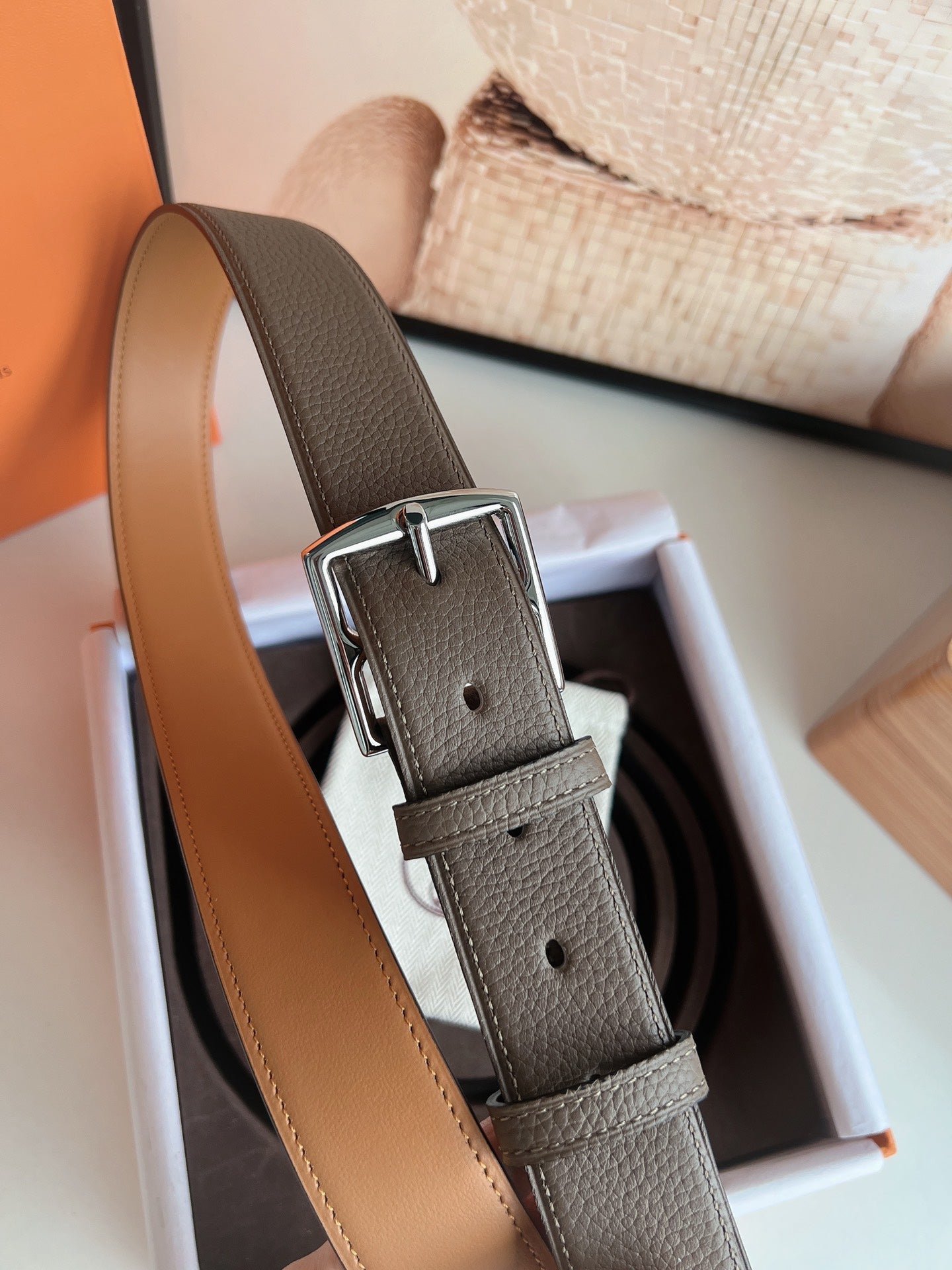 Belt-Hermes-03