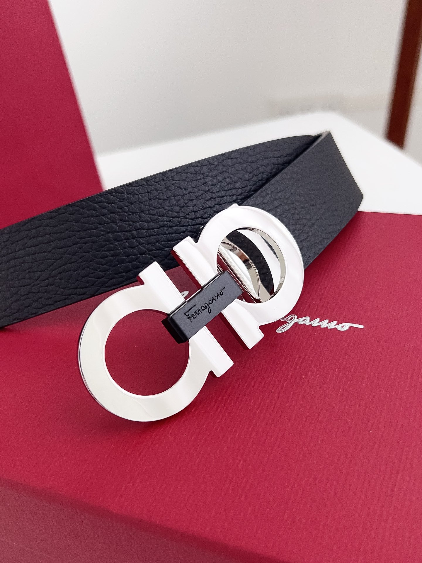 Belt-Ferragamo-02