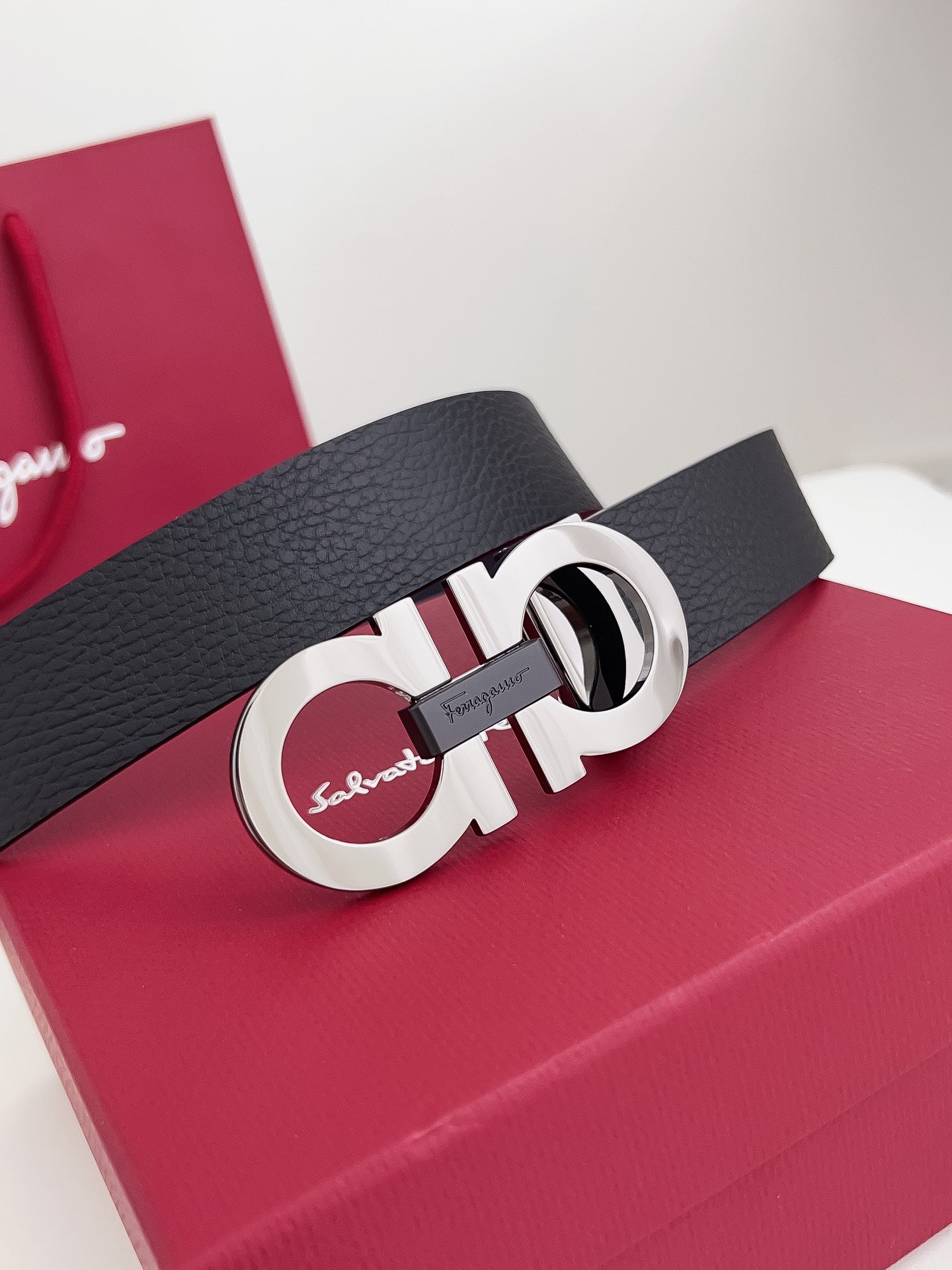 Belt-Ferragamo-02