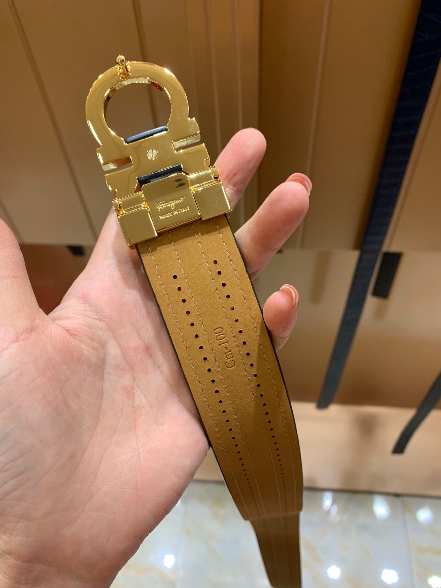 Belt-Ferragamo-03