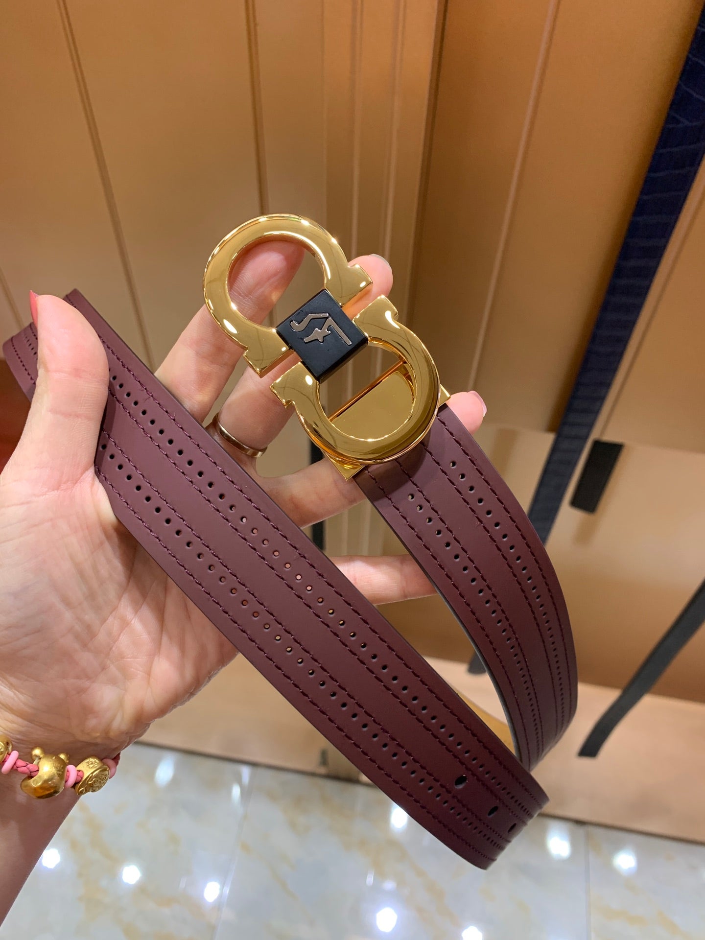 Belt-Ferragamo-03