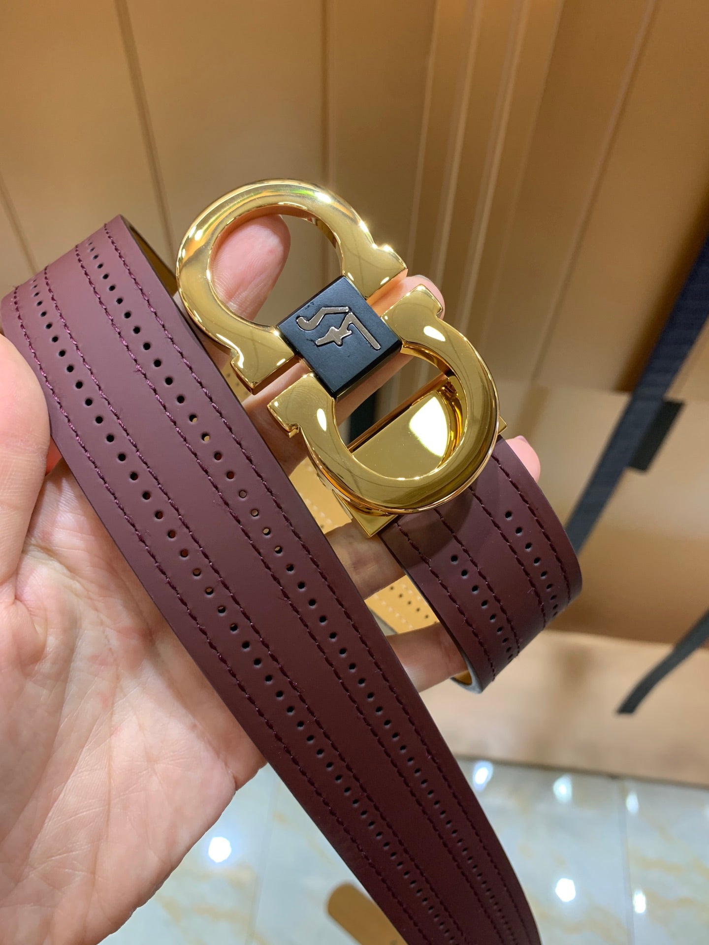 Belt-Ferragamo-03