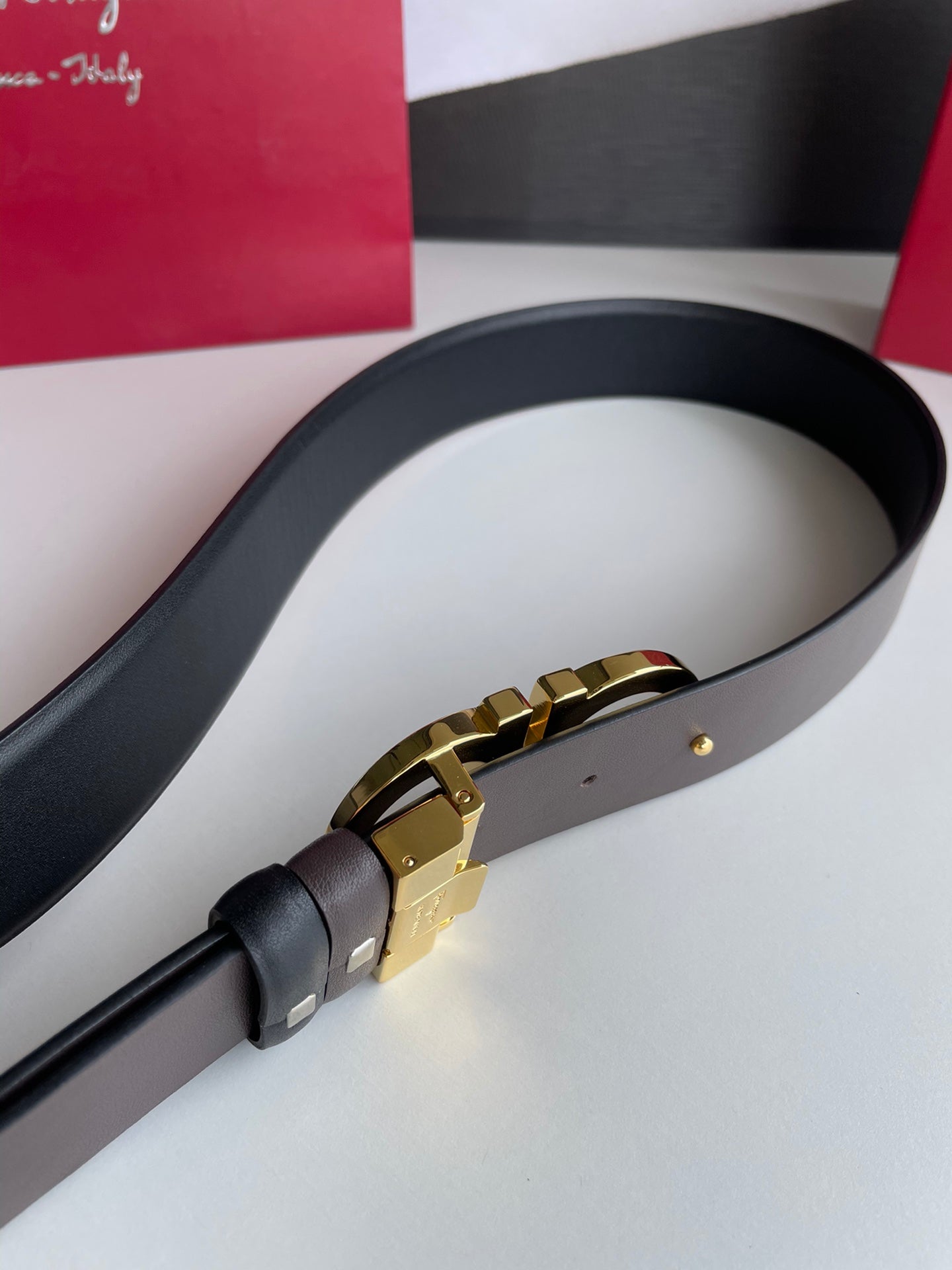 Belt-Ferragamo-05