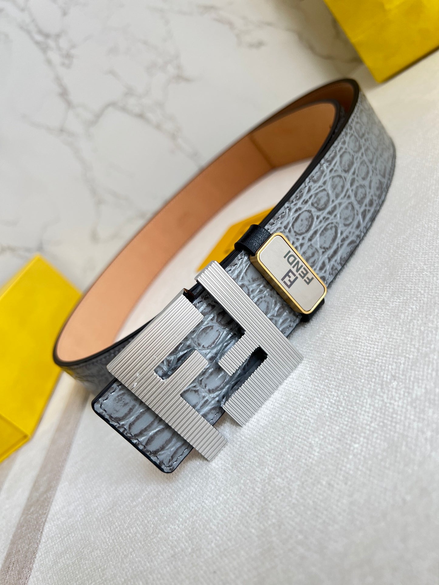 Belt-Fendi-01