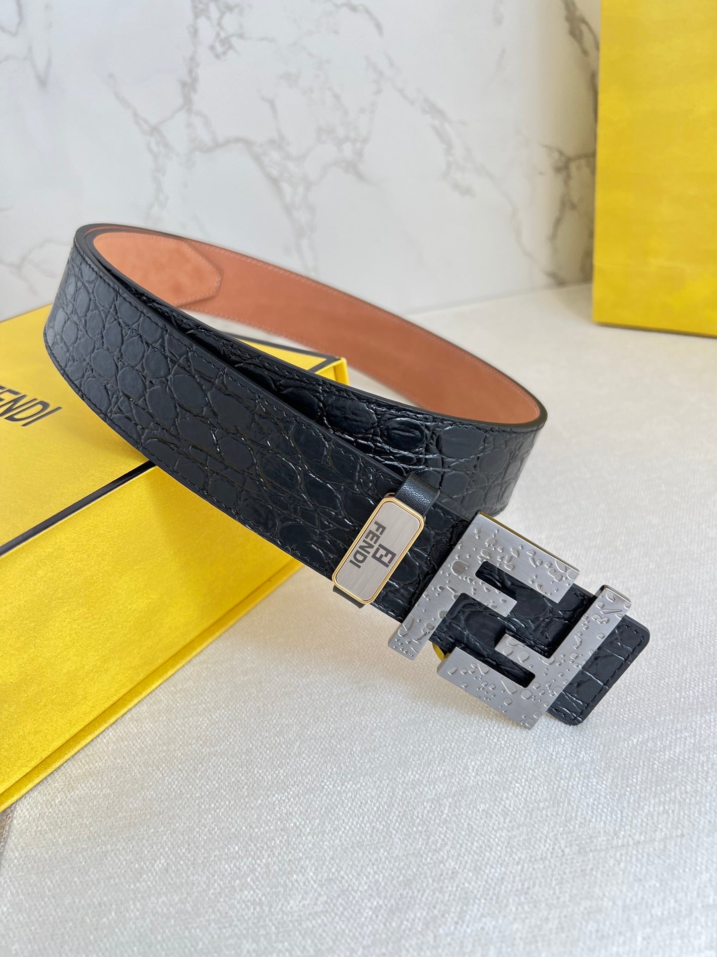 Belt-Fendi-01