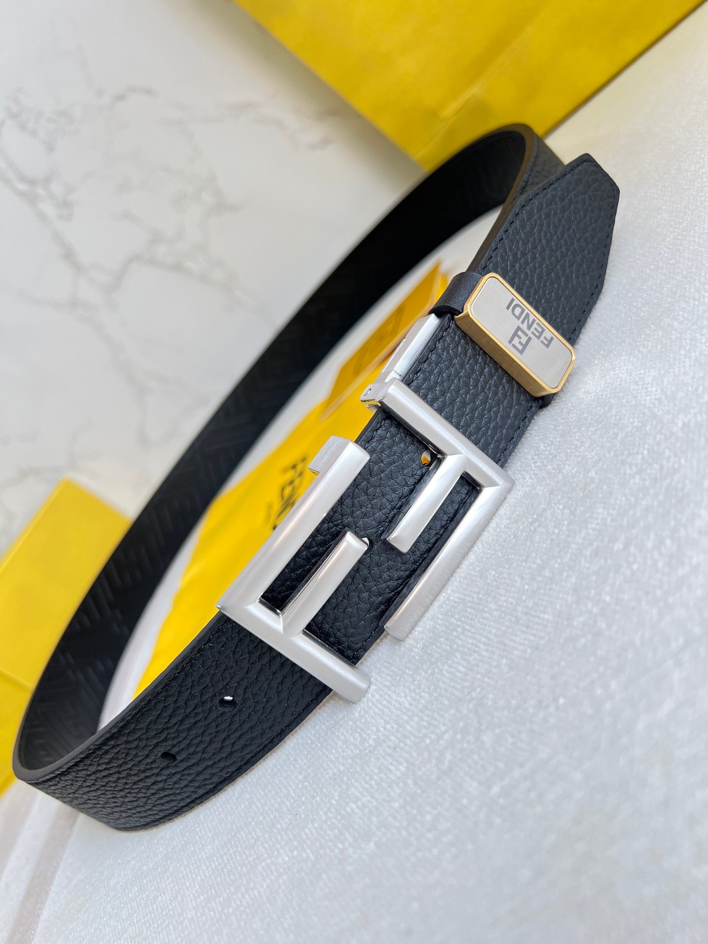 Belt-Fendi-02